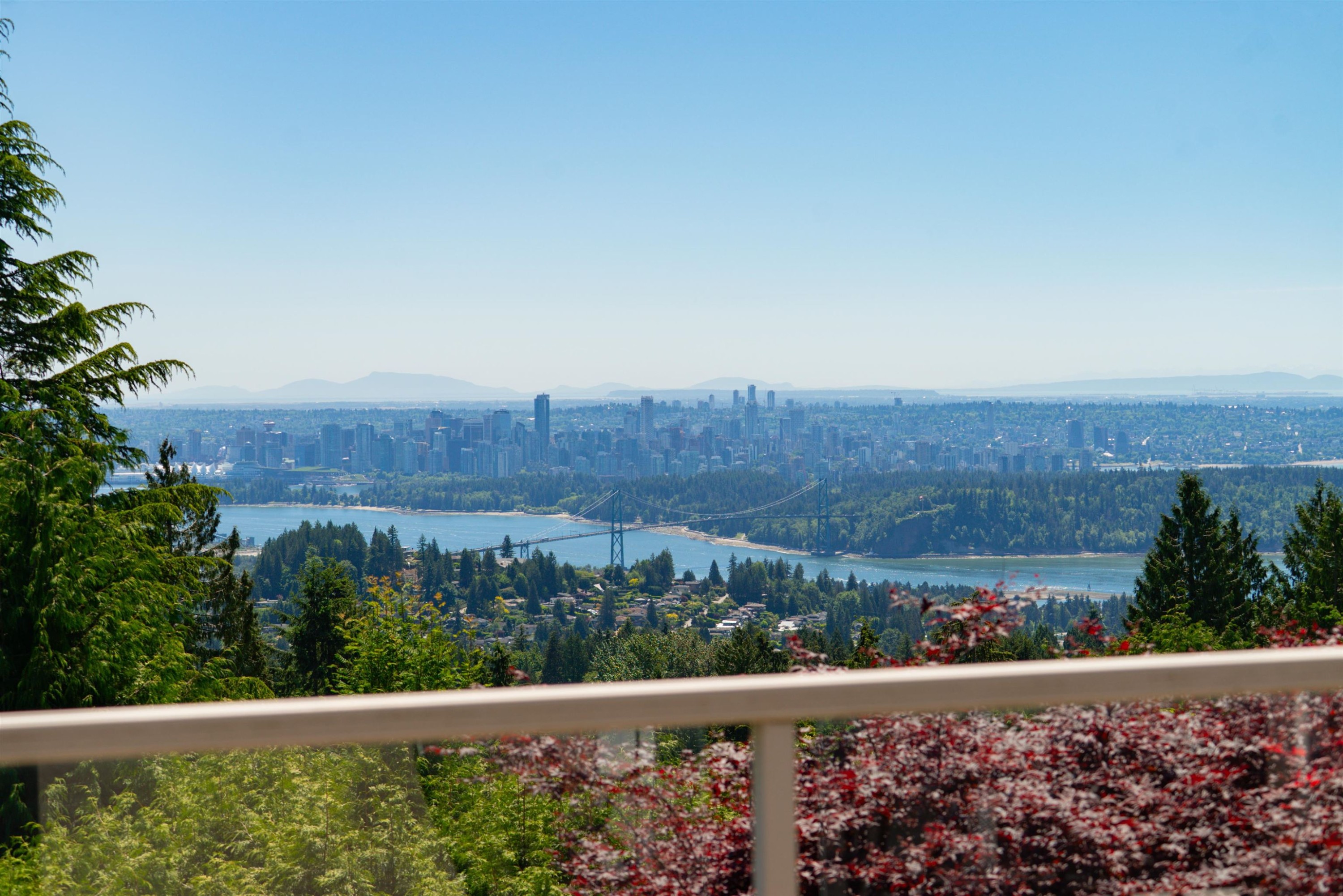 1440 Sandhurst Place, West Vancouver, BC