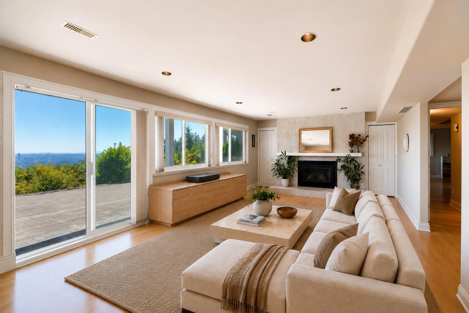 1440 Sandhurst Place, West Vancouver, BC