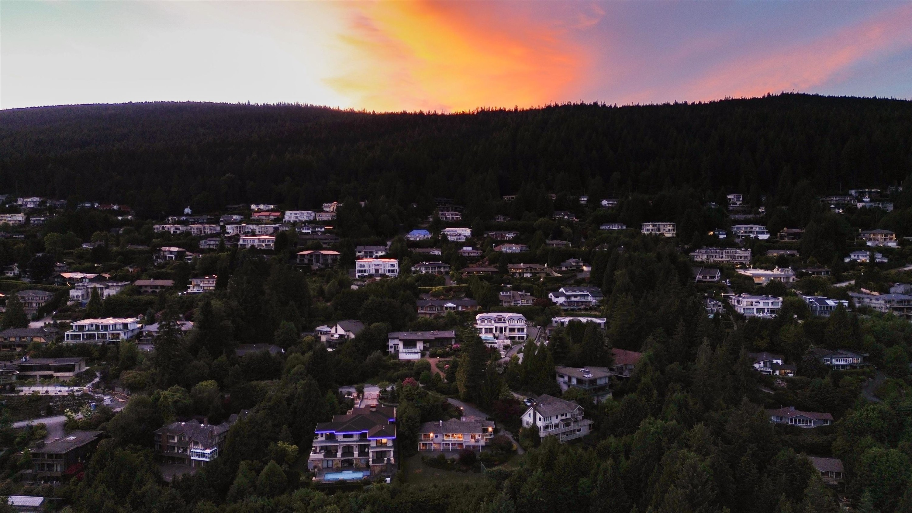 1440 Sandhurst Place, West Vancouver, BC