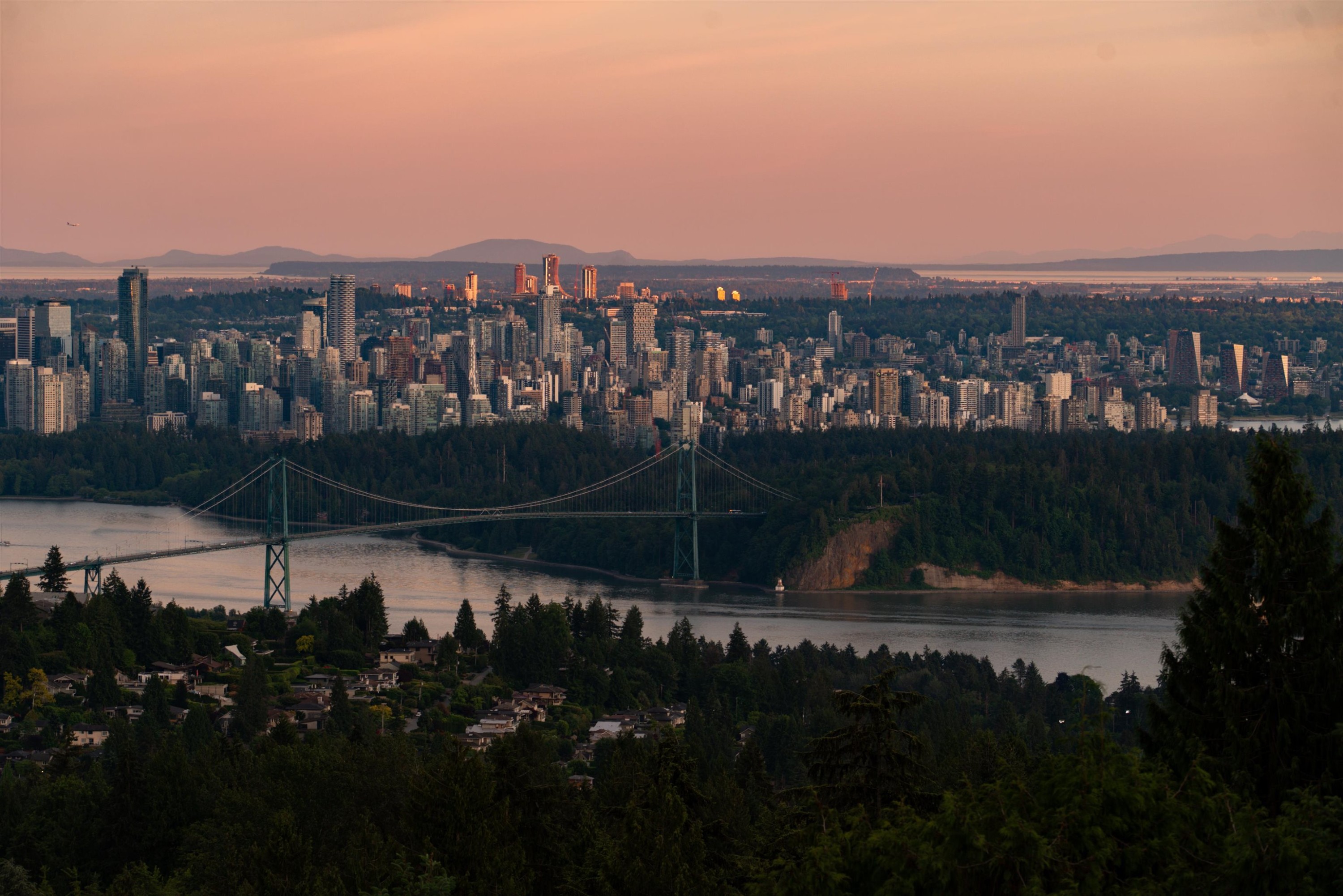 1440 Sandhurst Place, West Vancouver, BC