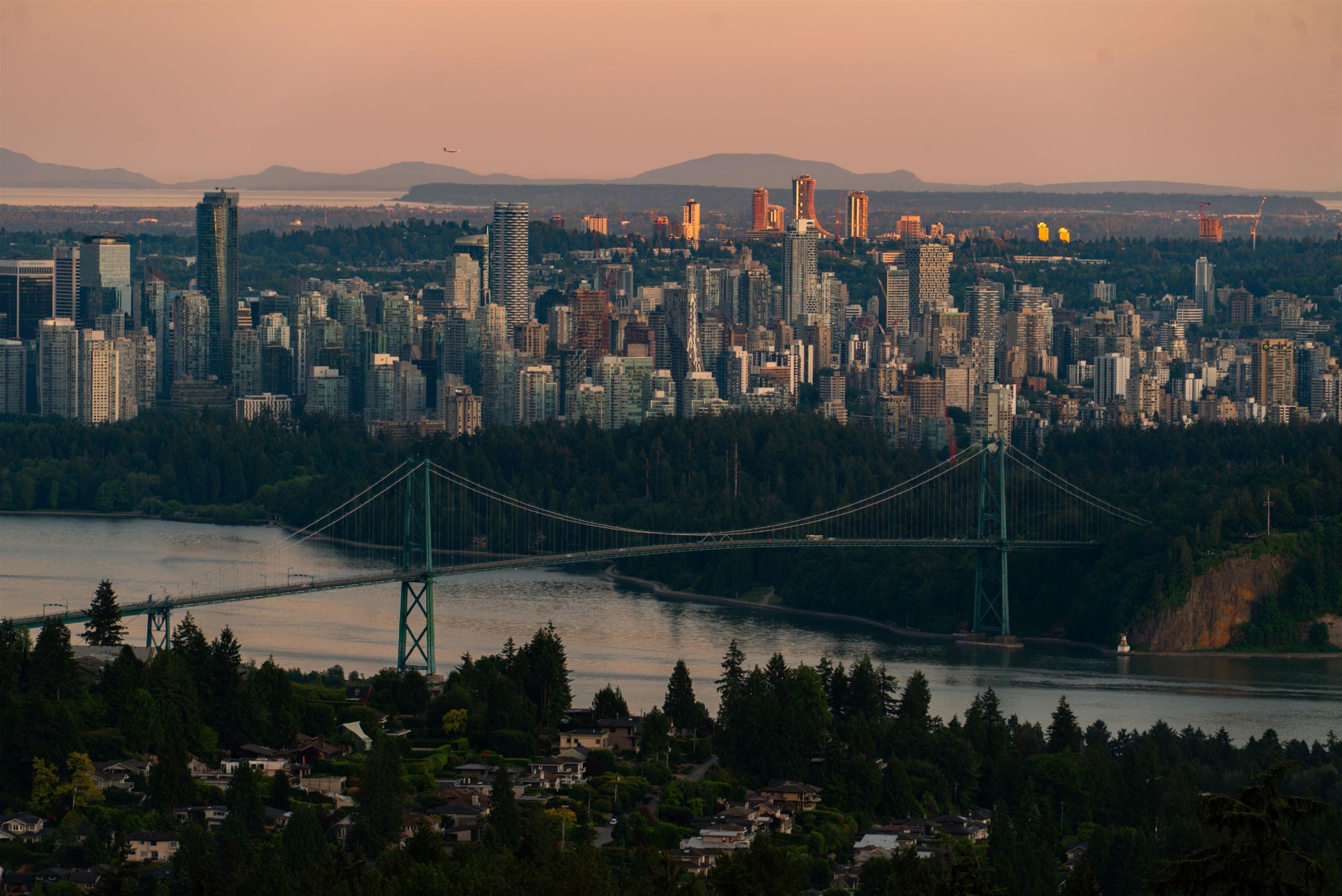 1440 Sandhurst Place, West Vancouver, BC