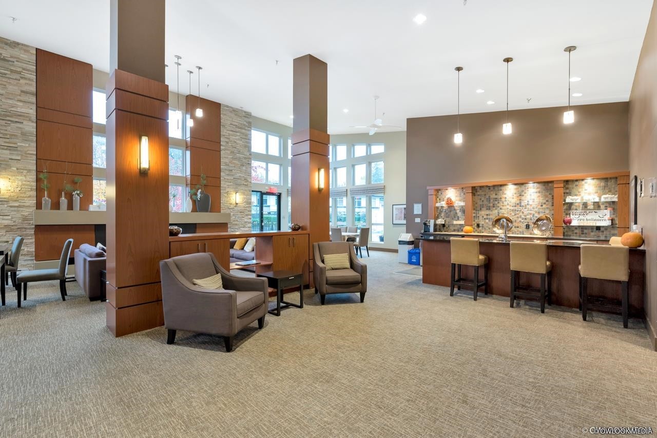 805-3096 Windsor Gate, Coquitlam, BC
