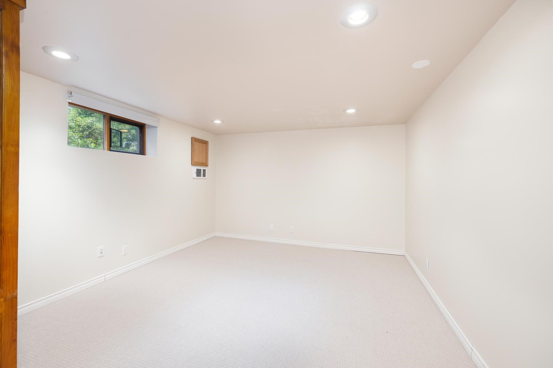 1561 Merlynn Crescent, North Vancouver, BC