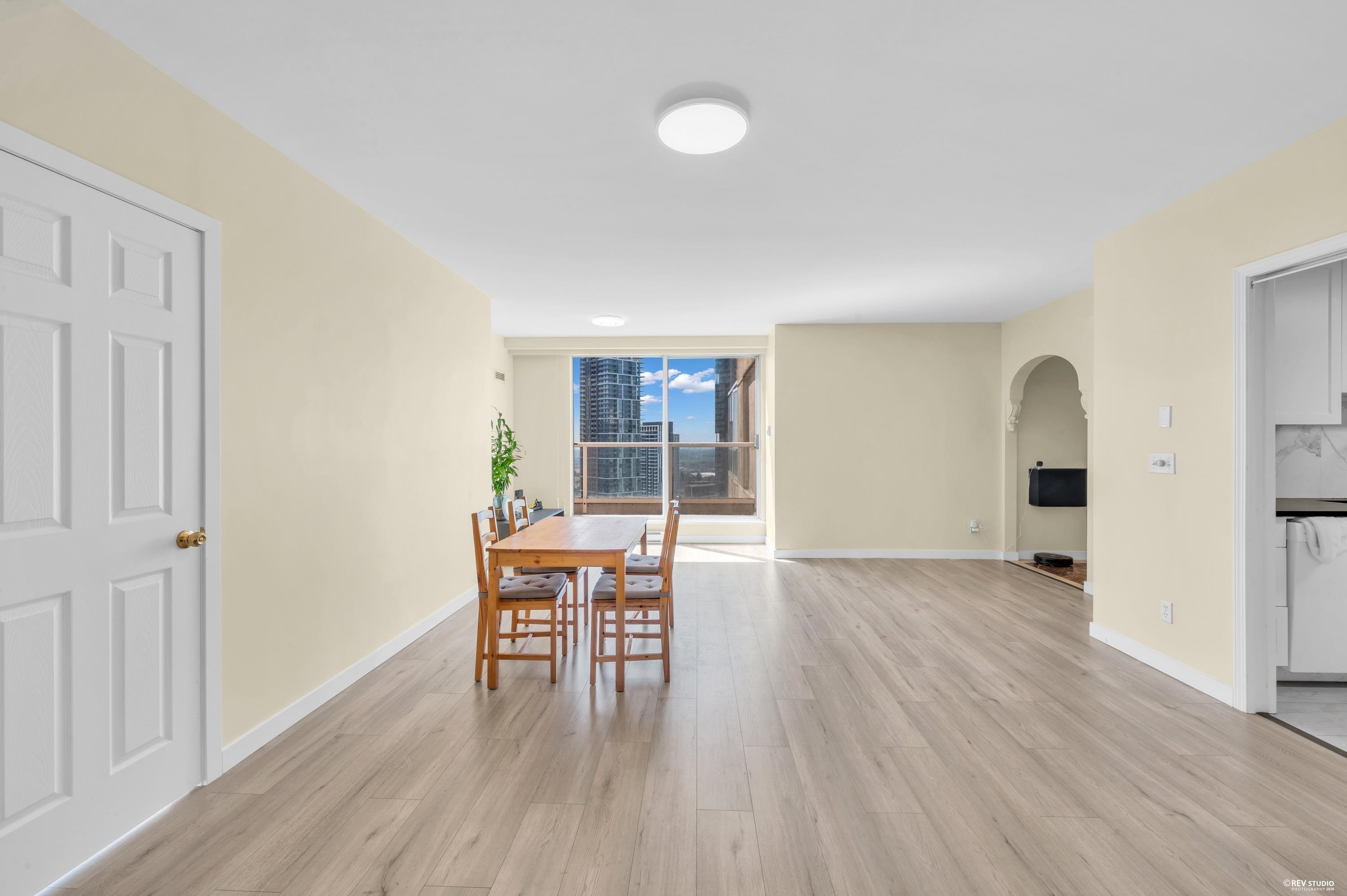 2804-6220 Mckay Avenue, Burnaby, BC
