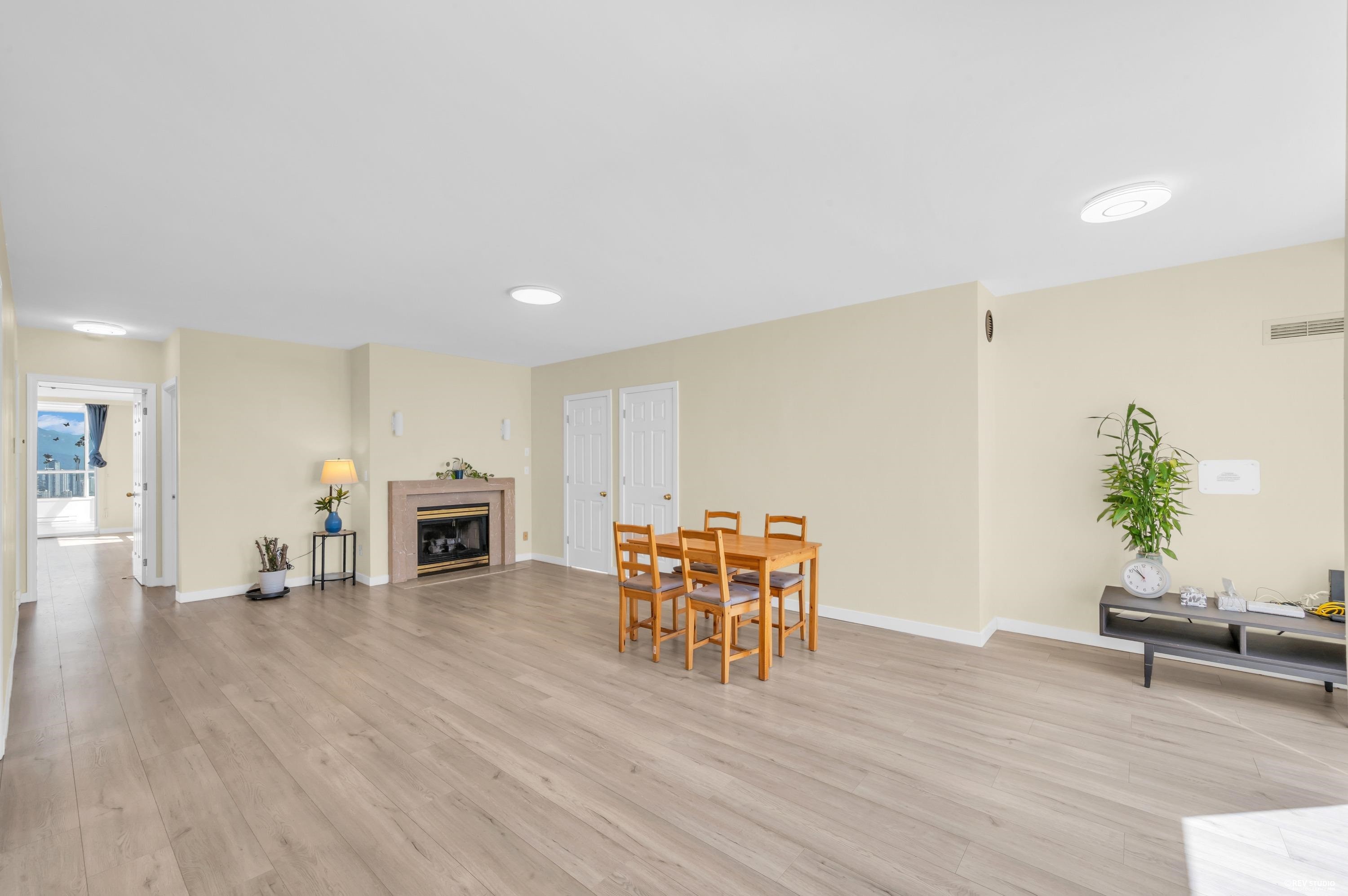2804-6220 Mckay Avenue, Burnaby, BC