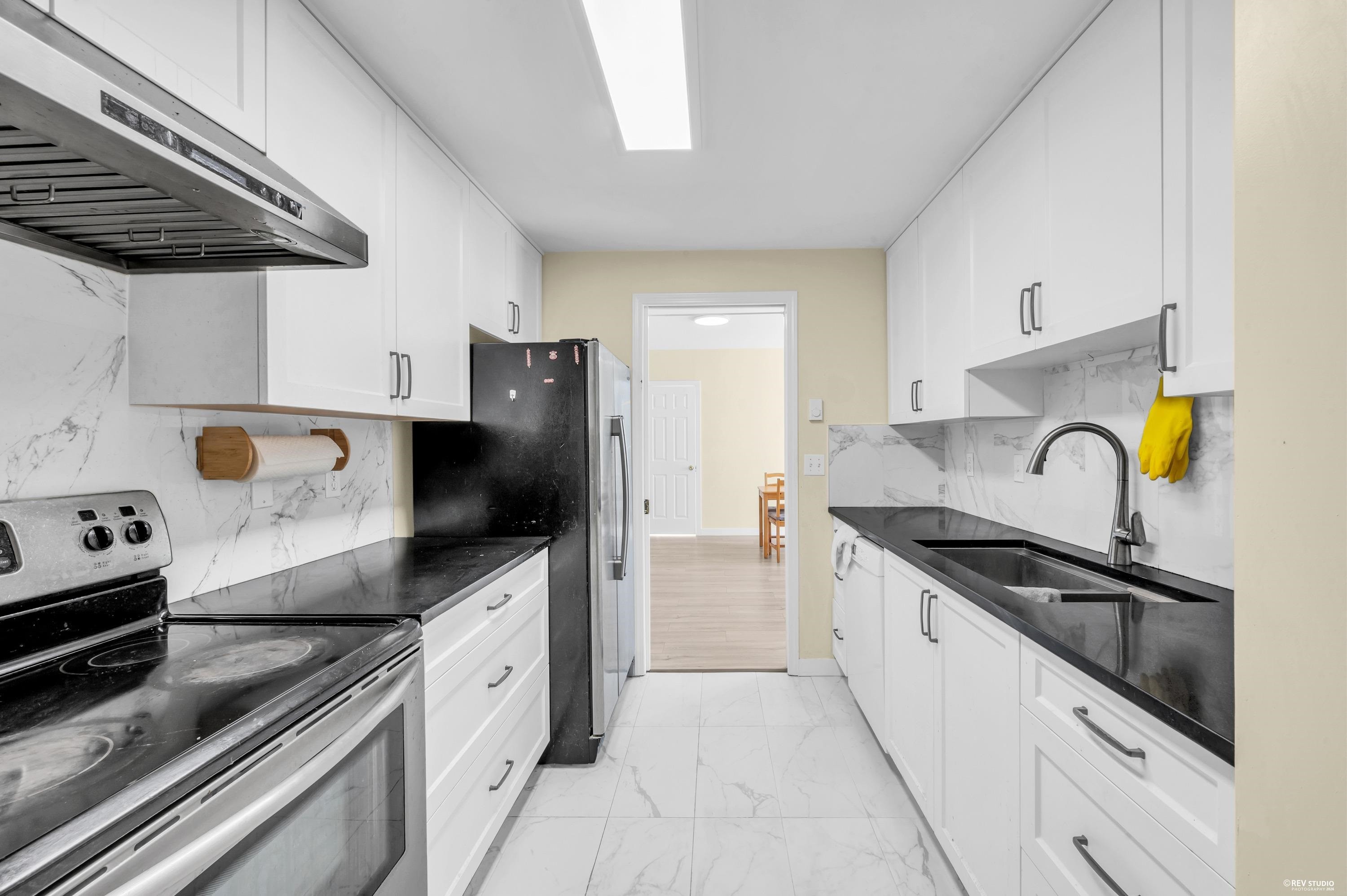 2804-6220 Mckay Avenue, Burnaby, BC