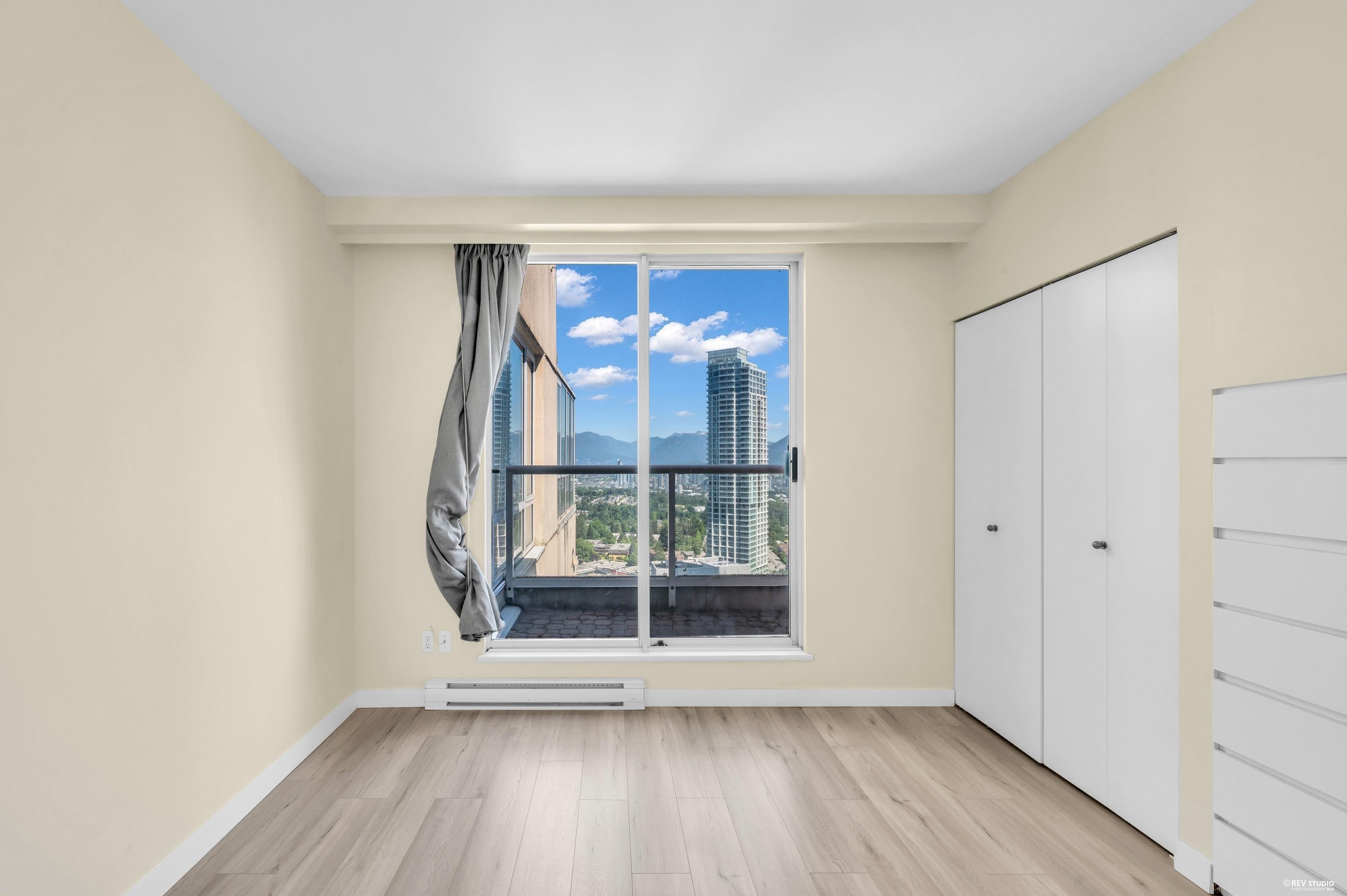 2804-6220 Mckay Avenue, Burnaby, BC
