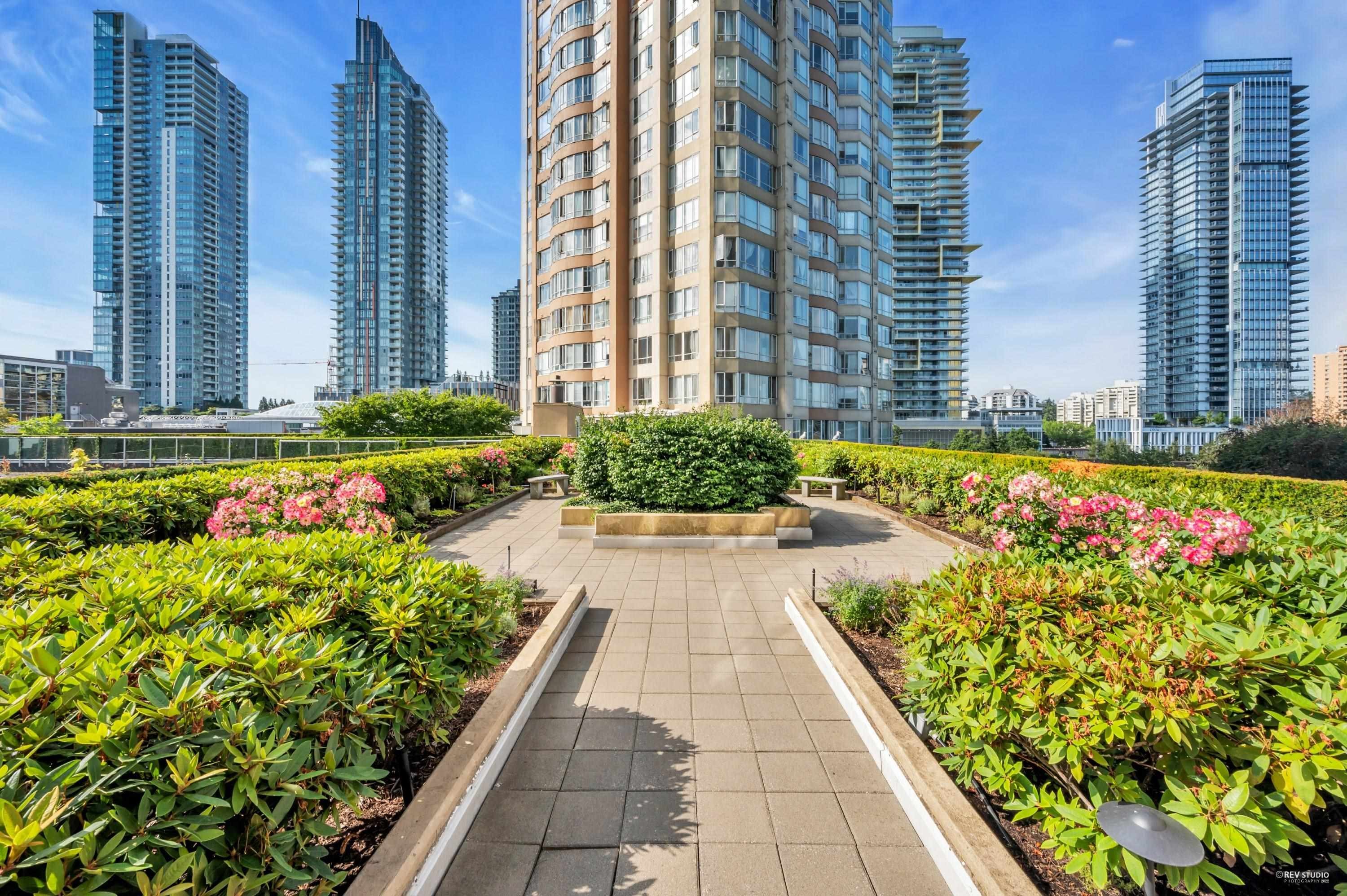 2804-6220 Mckay Avenue, Burnaby, BC