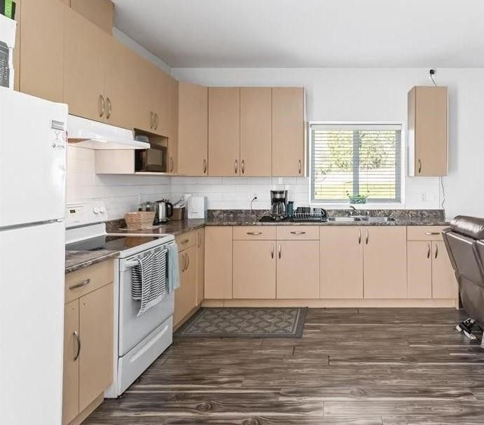 24531 Dewdney Trunk Road, Maple Ridge, BC
