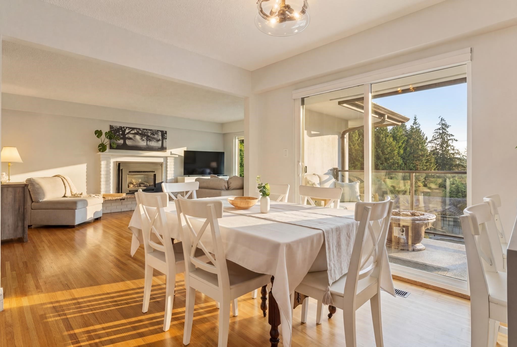 1438 Mcnair Drive, North Vancouver, BC