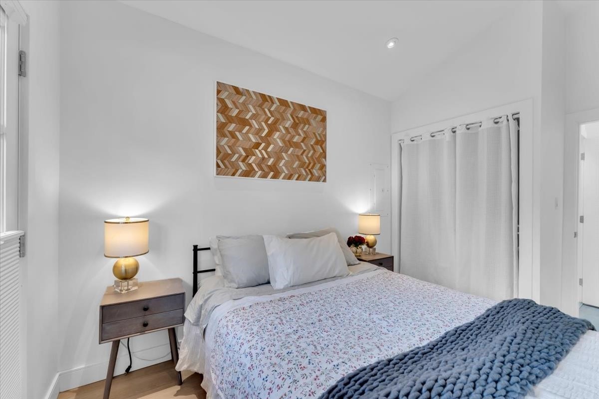 1020 Odlum Drive, Vancouver, BC