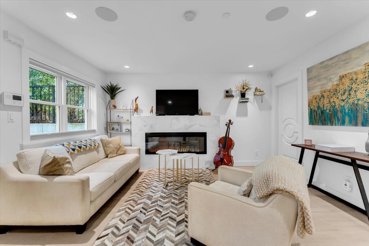 1020 Odlum Drive, Vancouver, BC