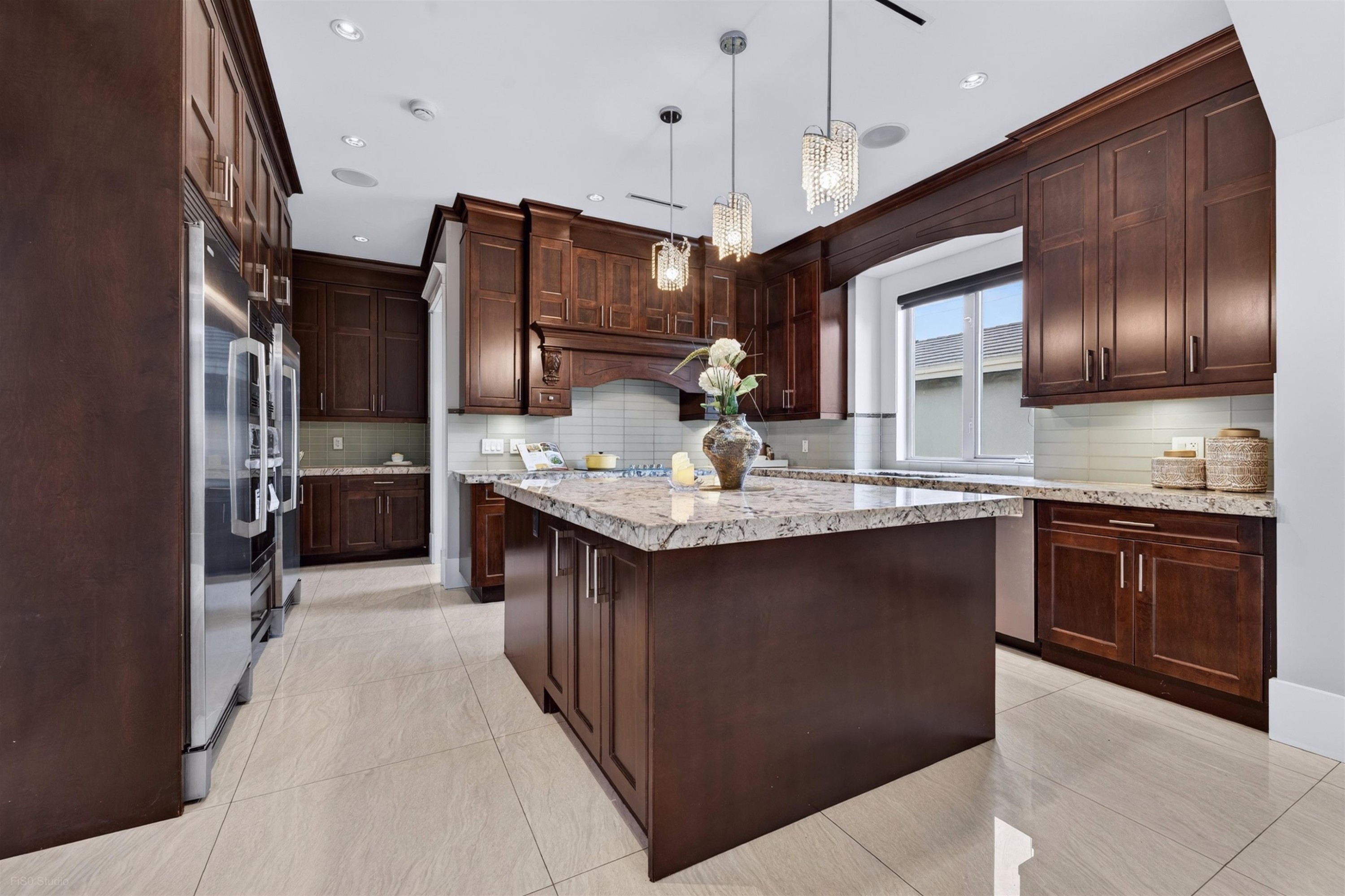 9911 Bates Road, Richmond, BC