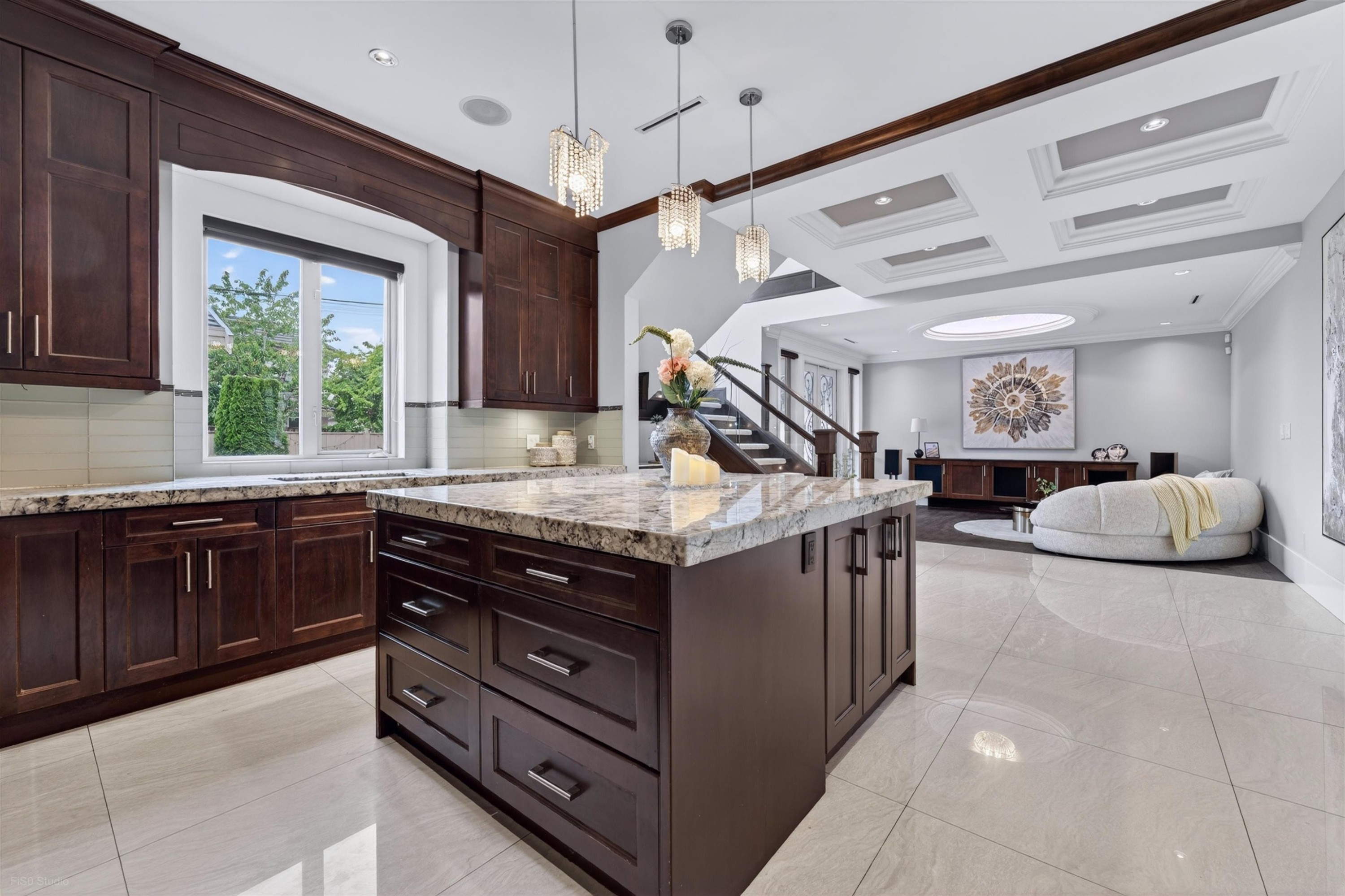9911 Bates Road, Richmond, BC