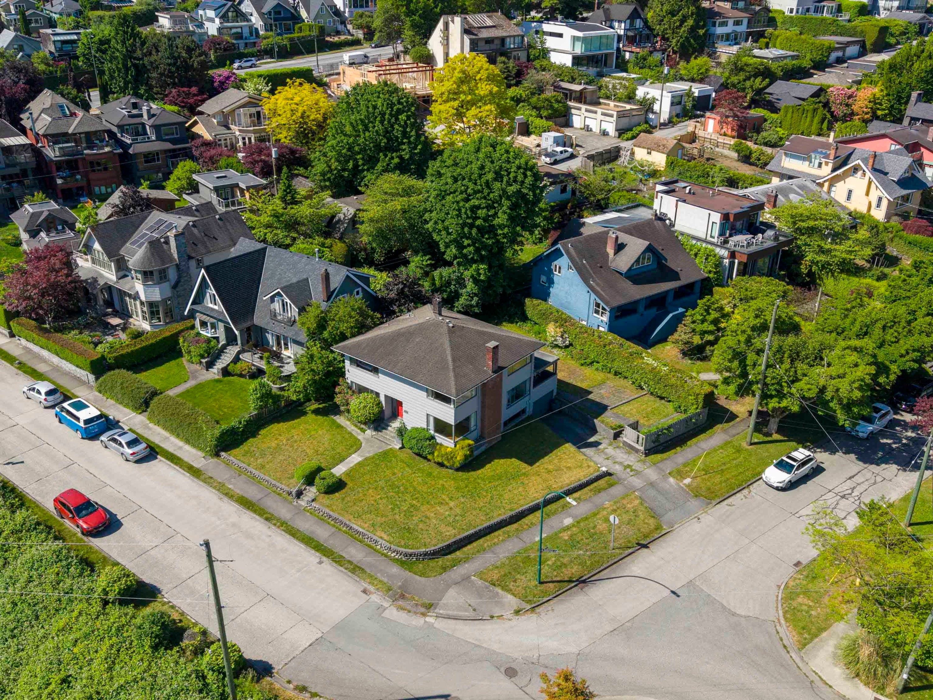 4514 Bellevue Drive, Vancouver, BC