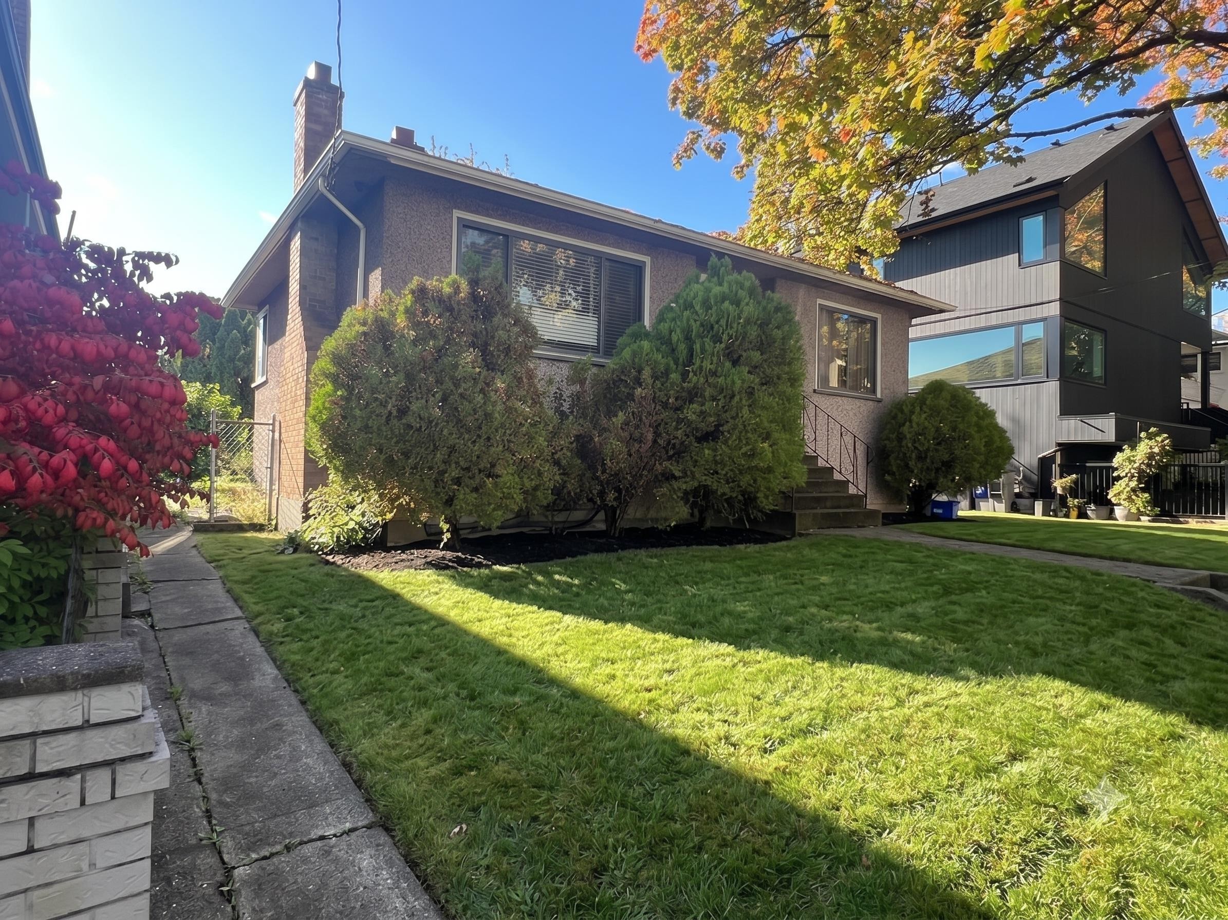 360 24Th Avenue E, Vancouver, BC