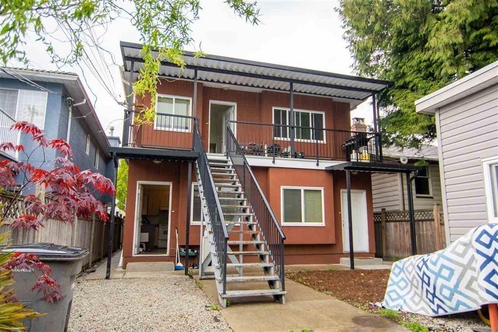 728 49Th Avenue E, Vancouver, BC