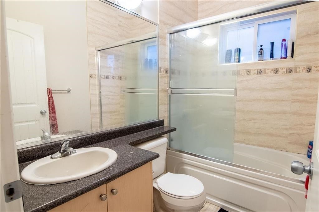 728 49Th Avenue E, Vancouver, BC