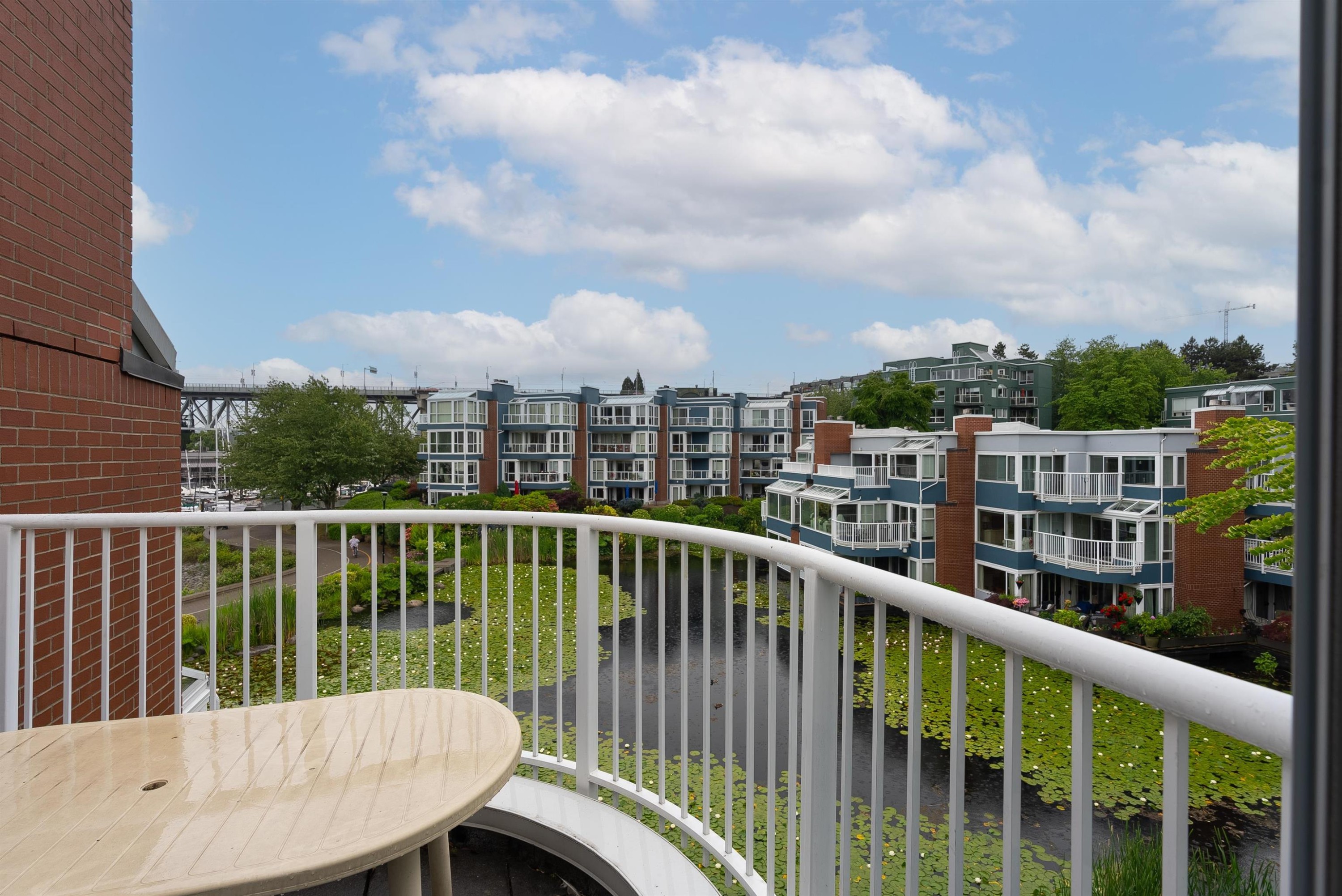 1596 Island Park Walk, Vancouver, BC