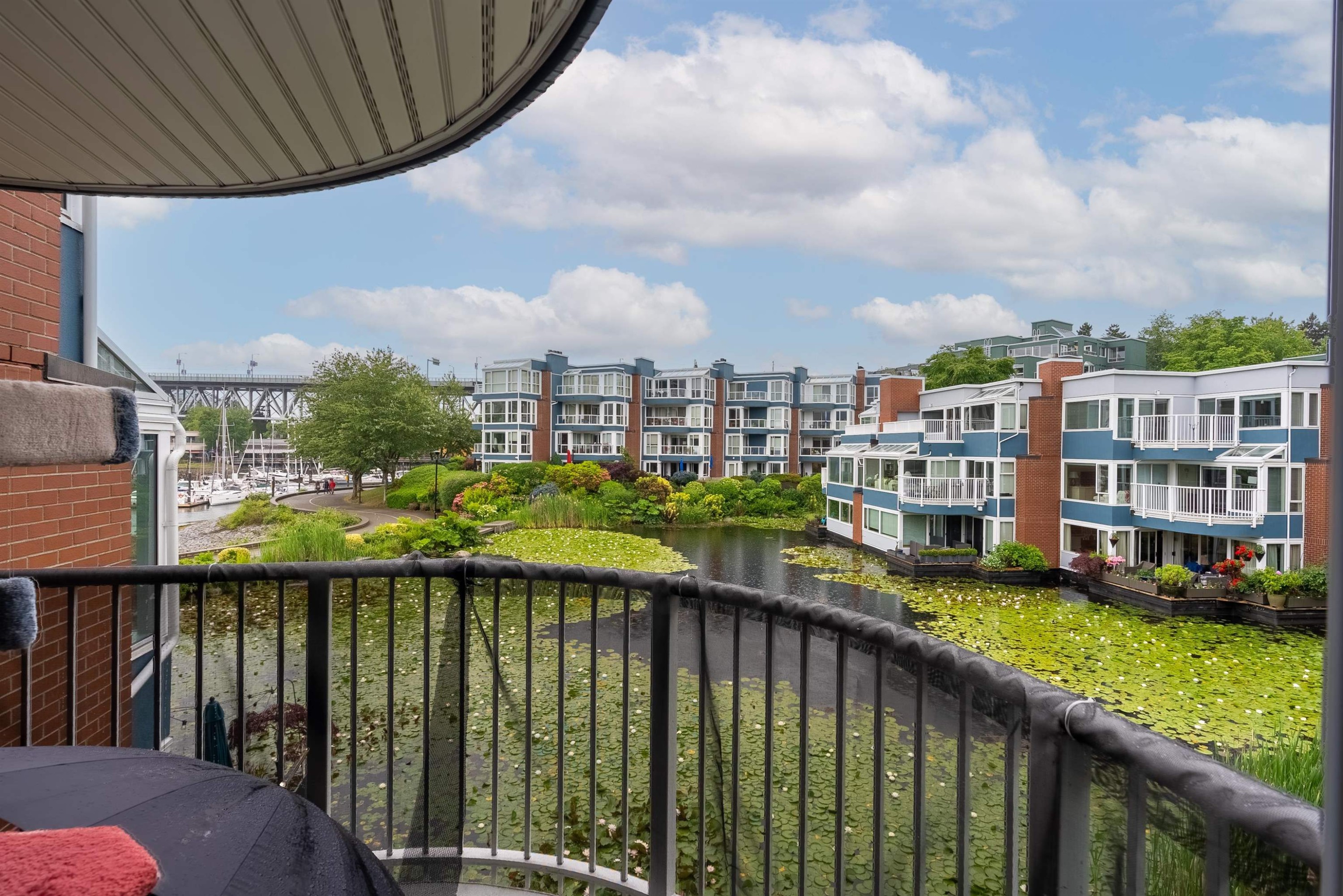 1596 Island Park Walk, Vancouver, BC