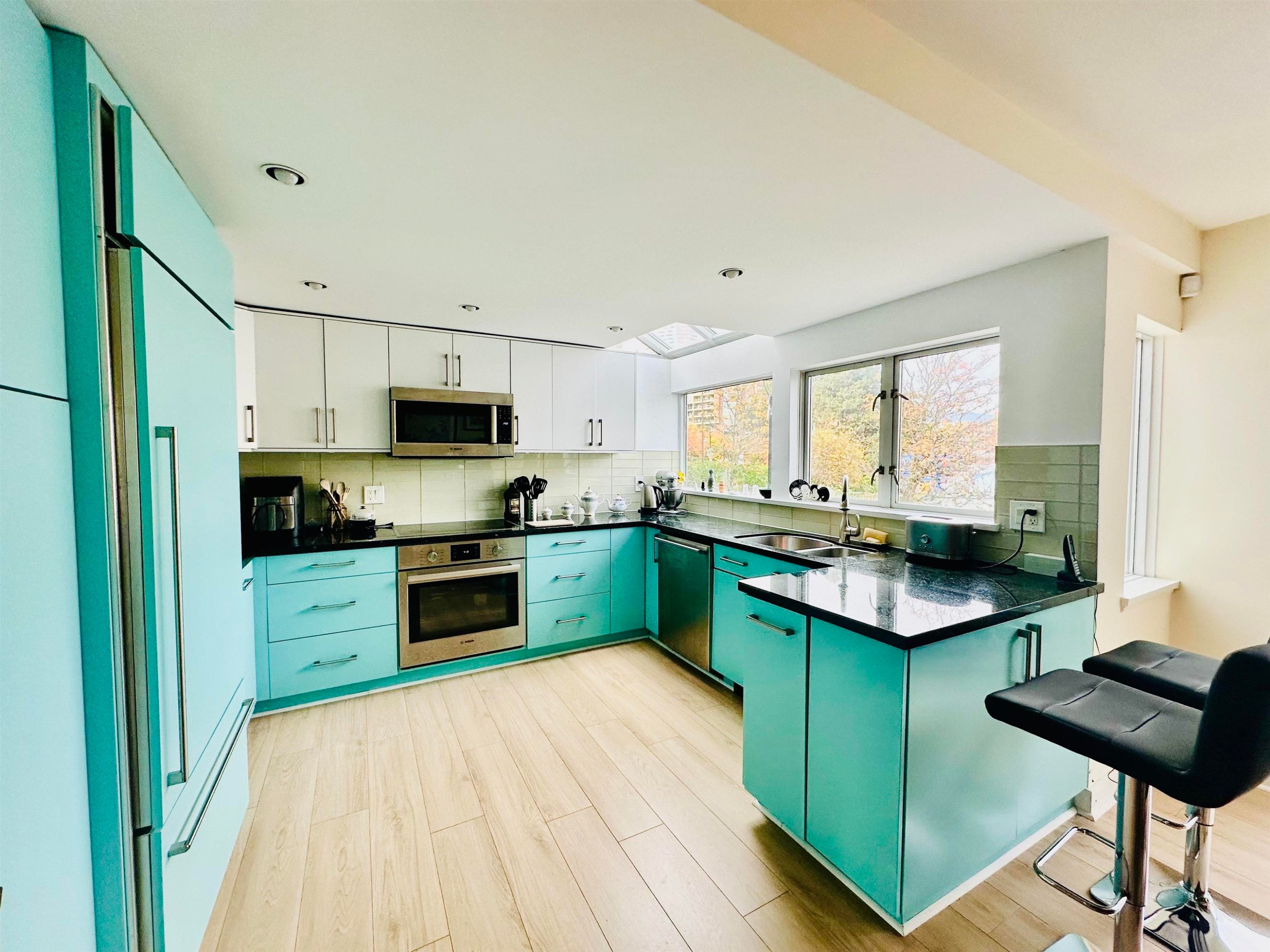 1596 Island Park Walk, Vancouver, BC