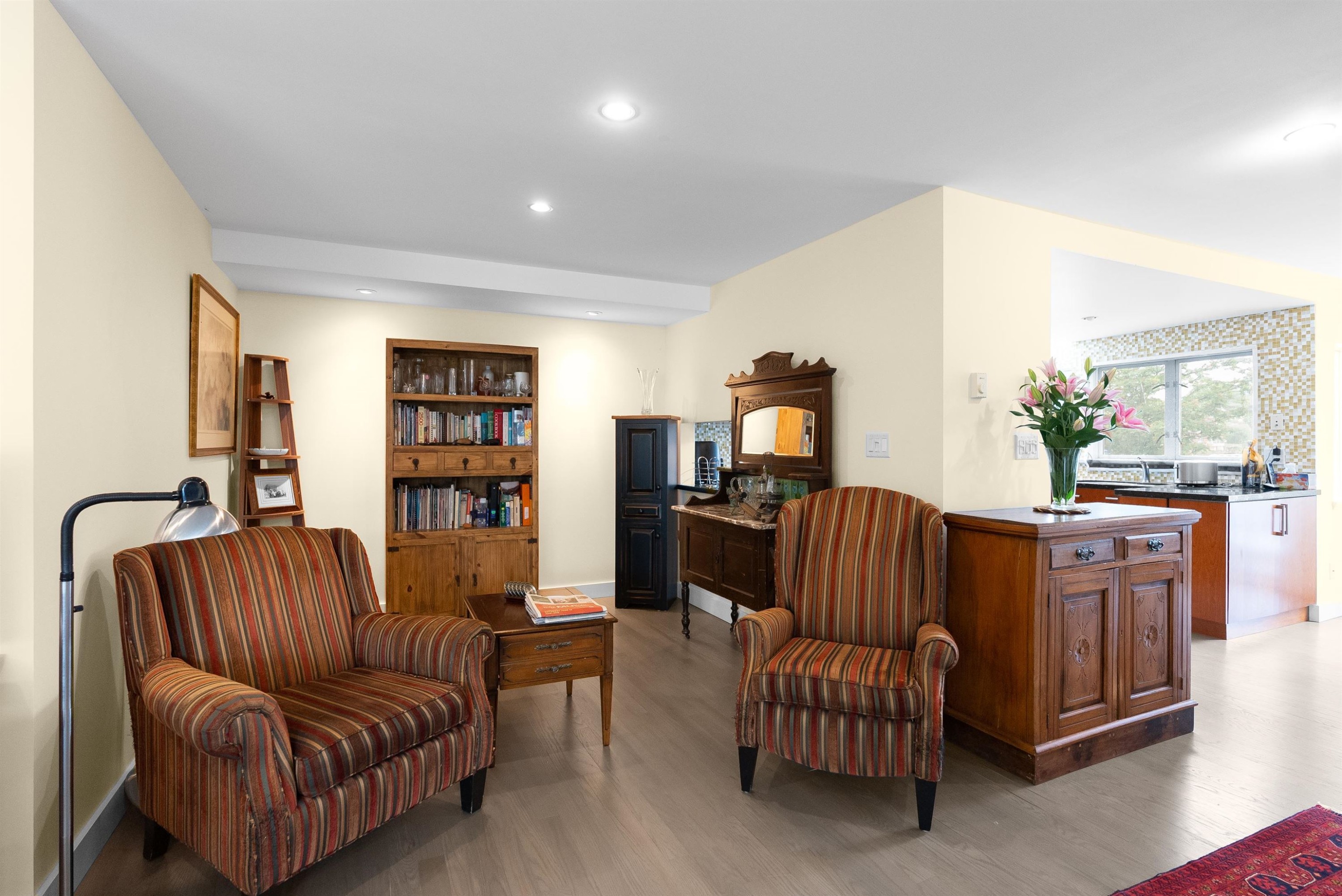 1596 Island Park Walk, Vancouver, BC