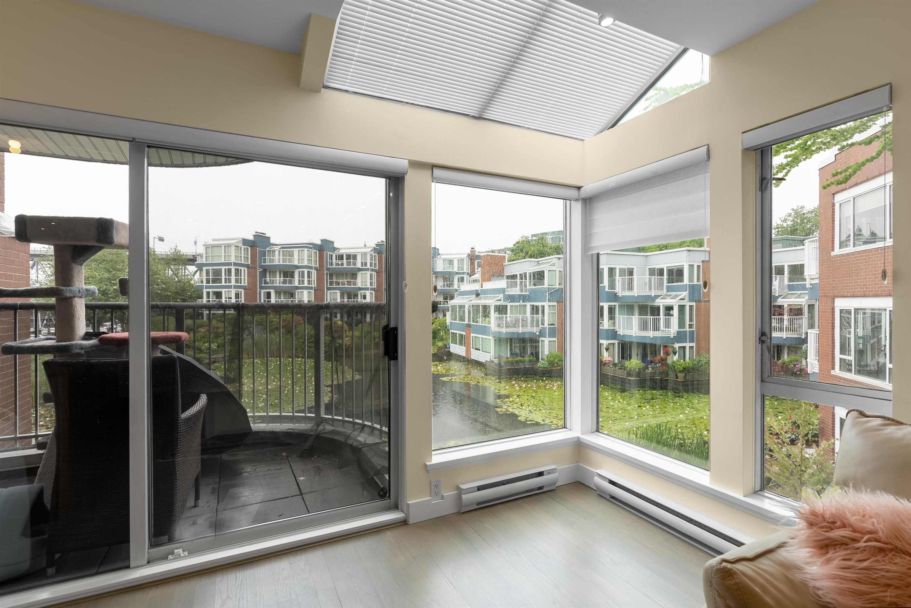 1596 Island Park Walk, Vancouver, BC