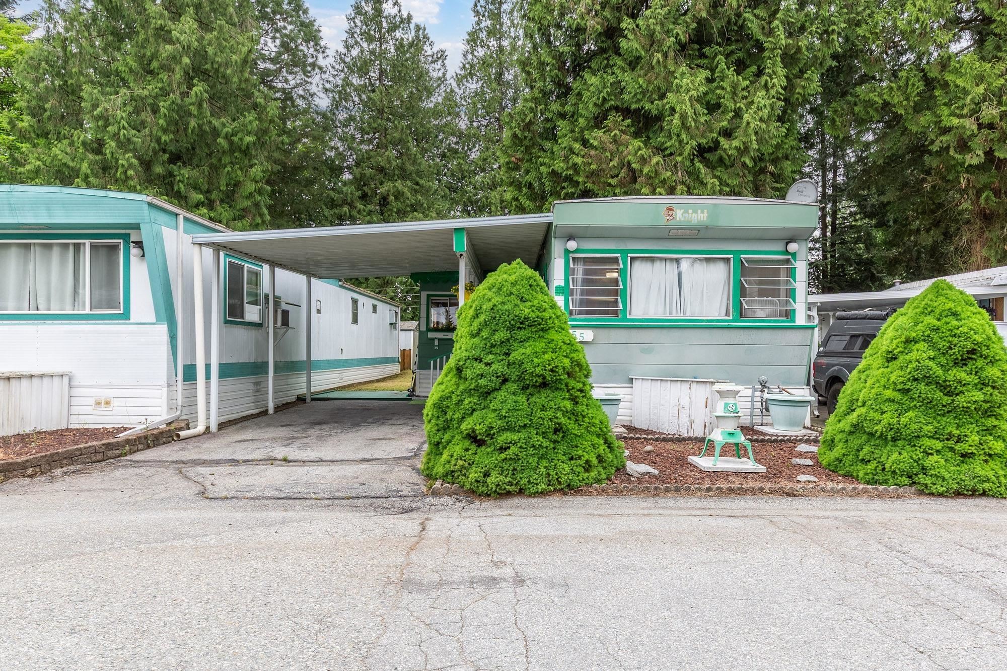 55-21163 Lougheed Highway, Maple Ridge, BC