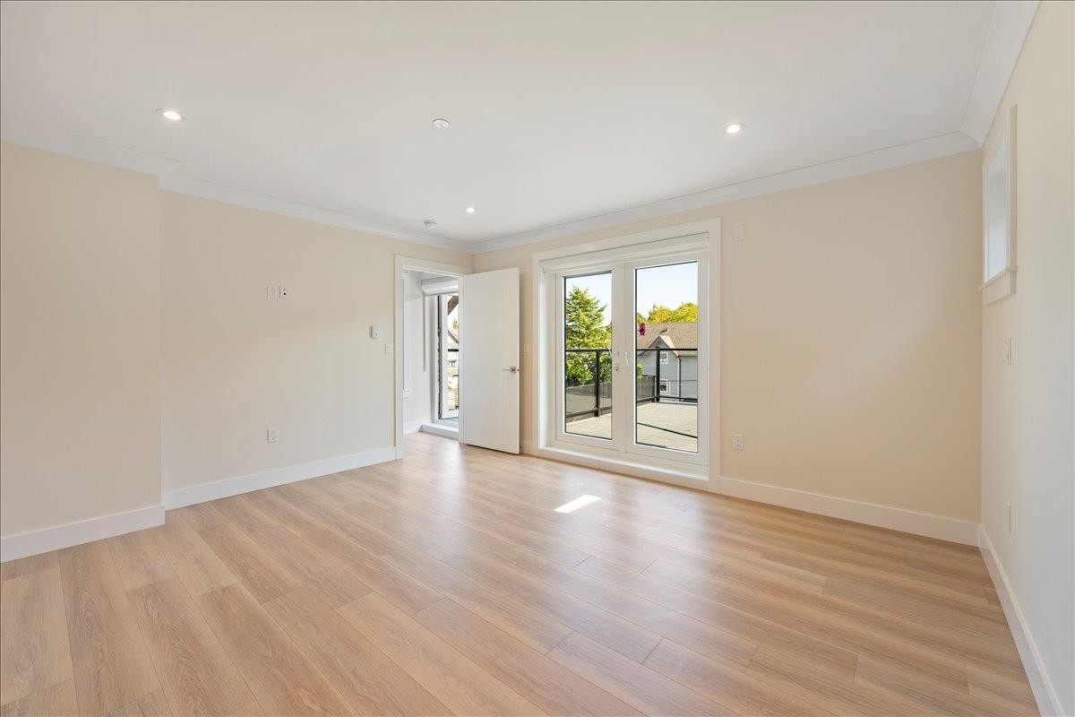4854 Slocan Street, Vancouver, BC