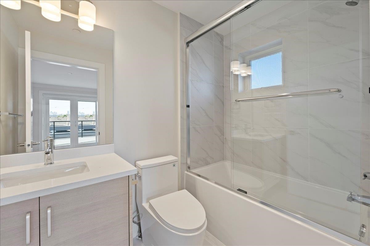4854 Slocan Street, Vancouver, BC