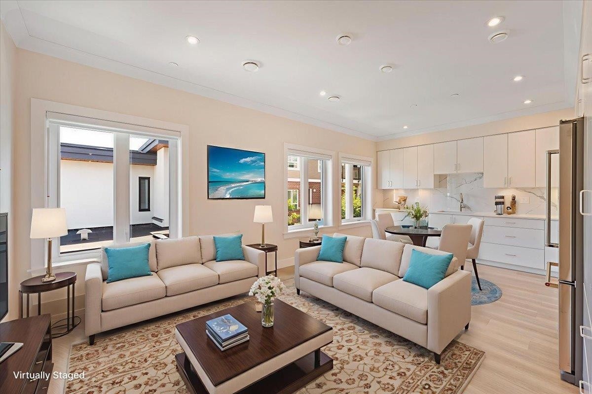 4854 Slocan Street, Vancouver, BC