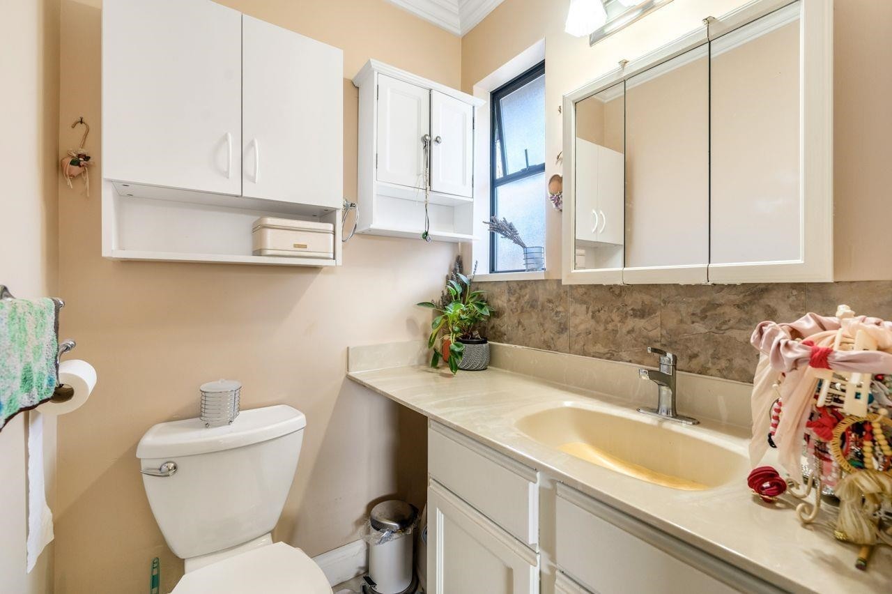 10660 Canso Crescent, Richmond, BC