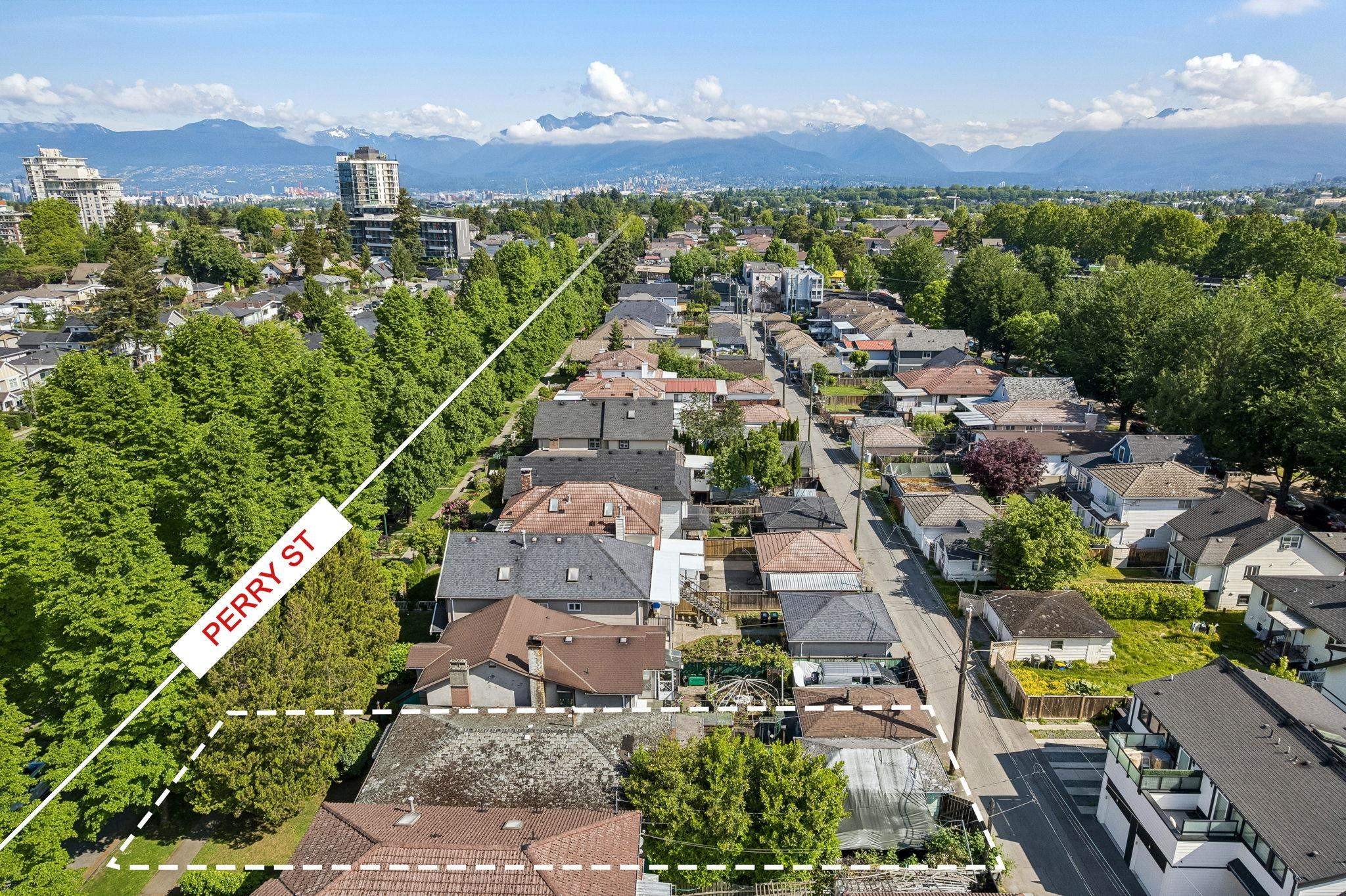 4420 Perry Street, Vancouver, BC