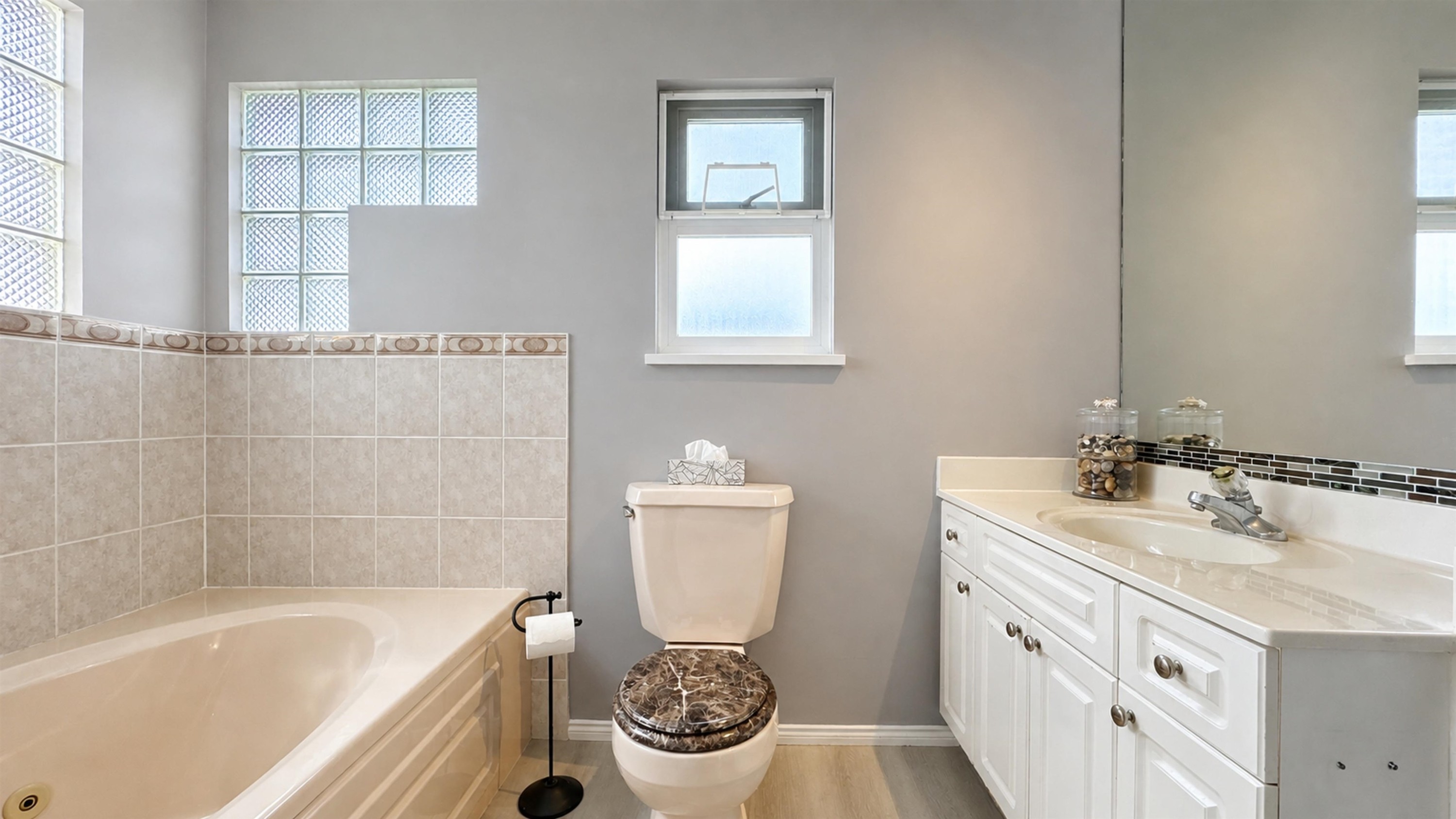 2776 Georgia Street E, Vancouver, BC