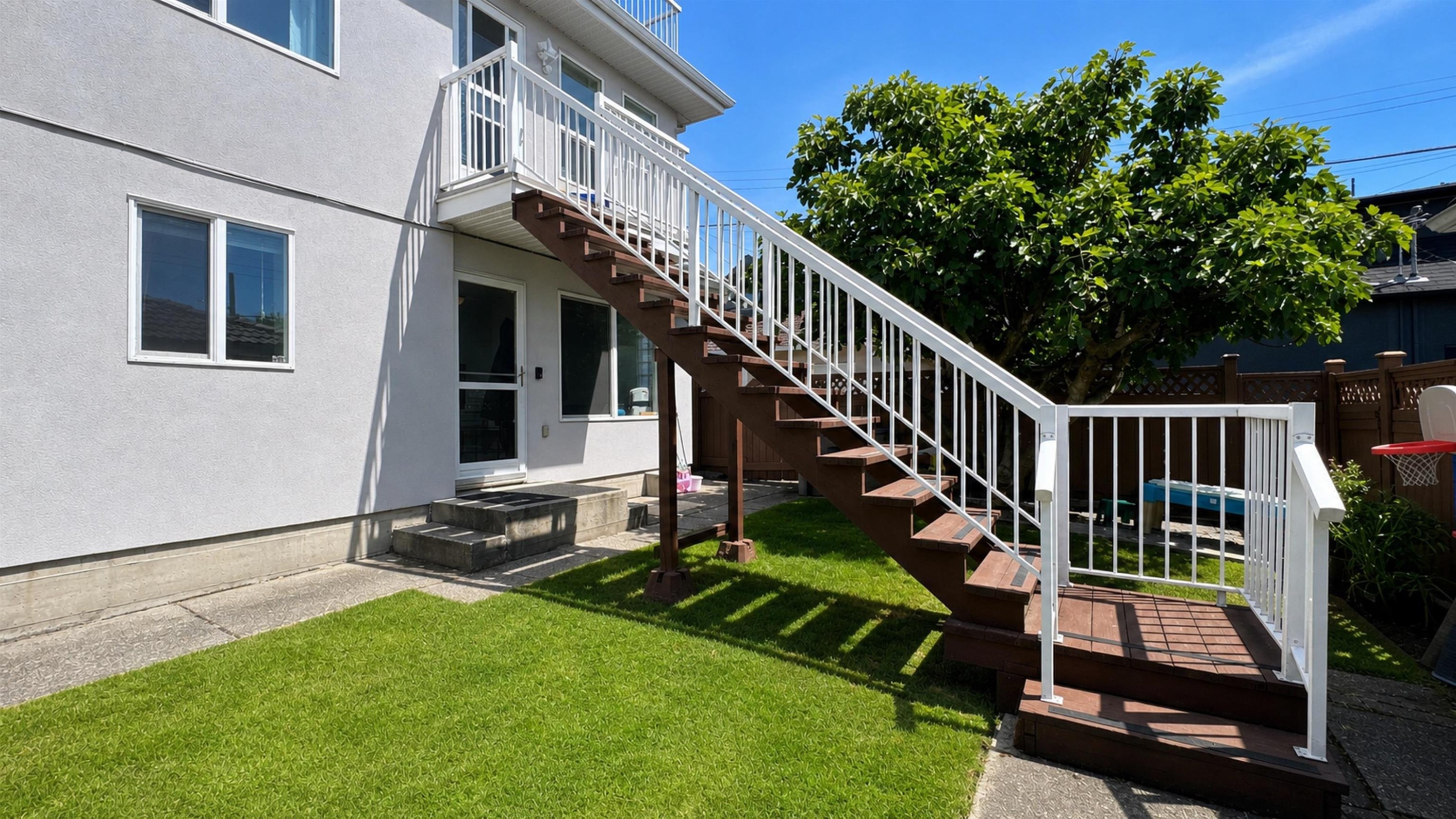 2776 Georgia Street E, Vancouver, BC
