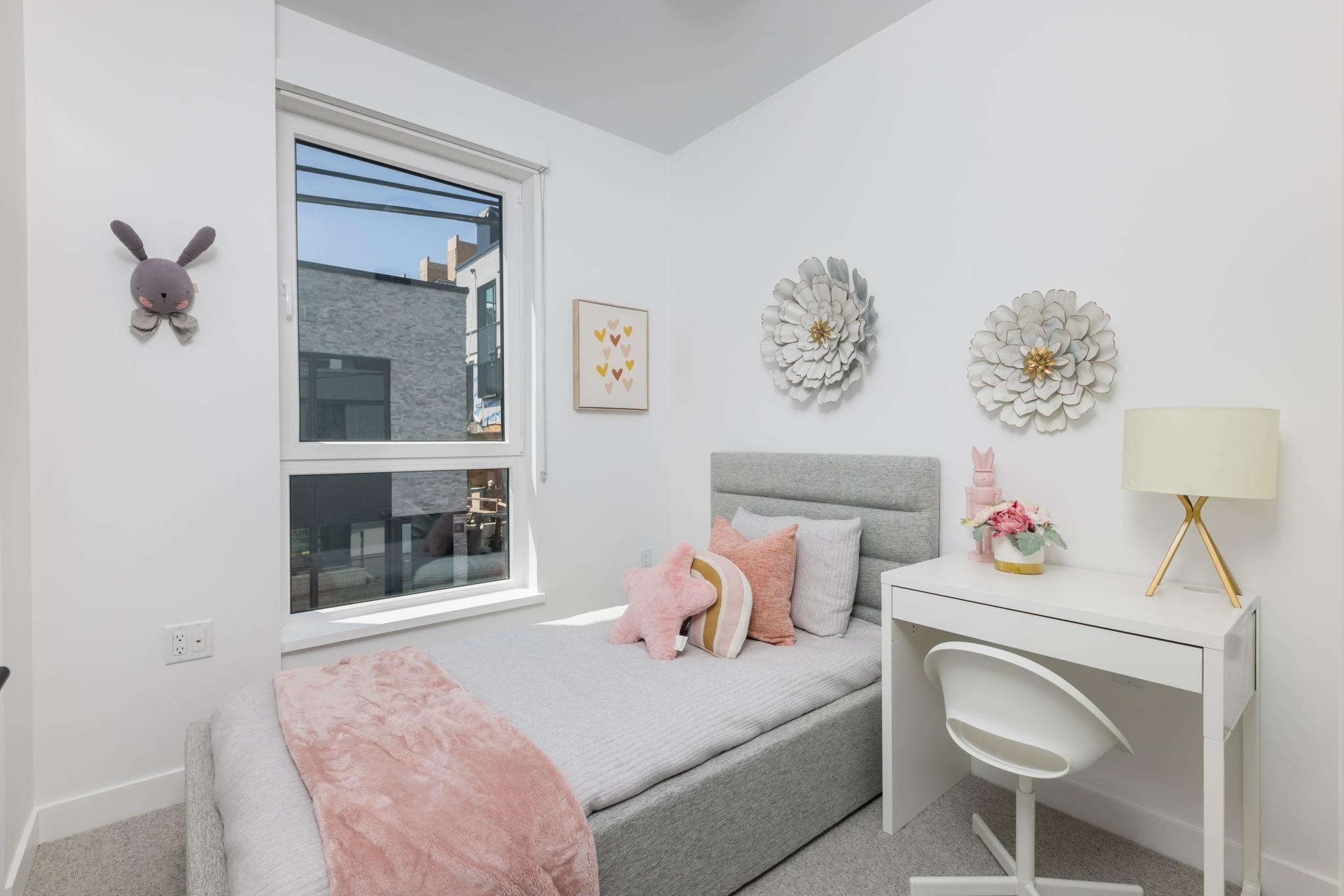 6829 Cambie Street, Vancouver, BC