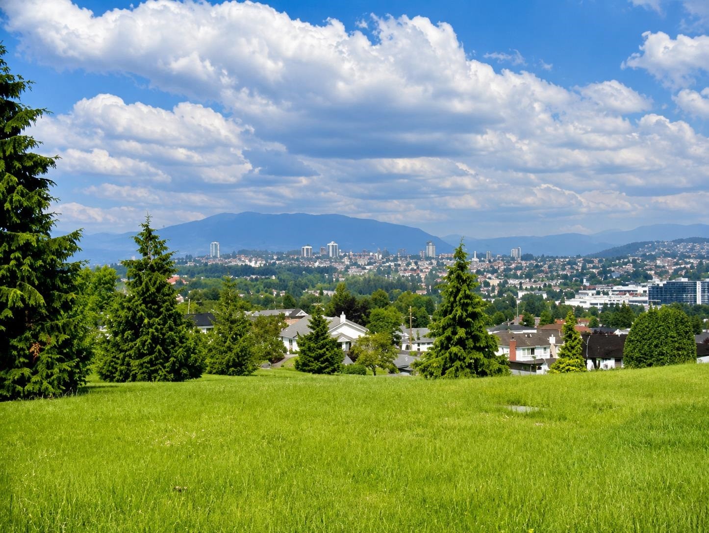3141 Broadway E, Vancouver, BC