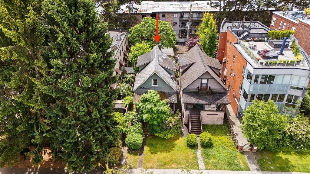 2012 York Avenue, Vancouver, BC