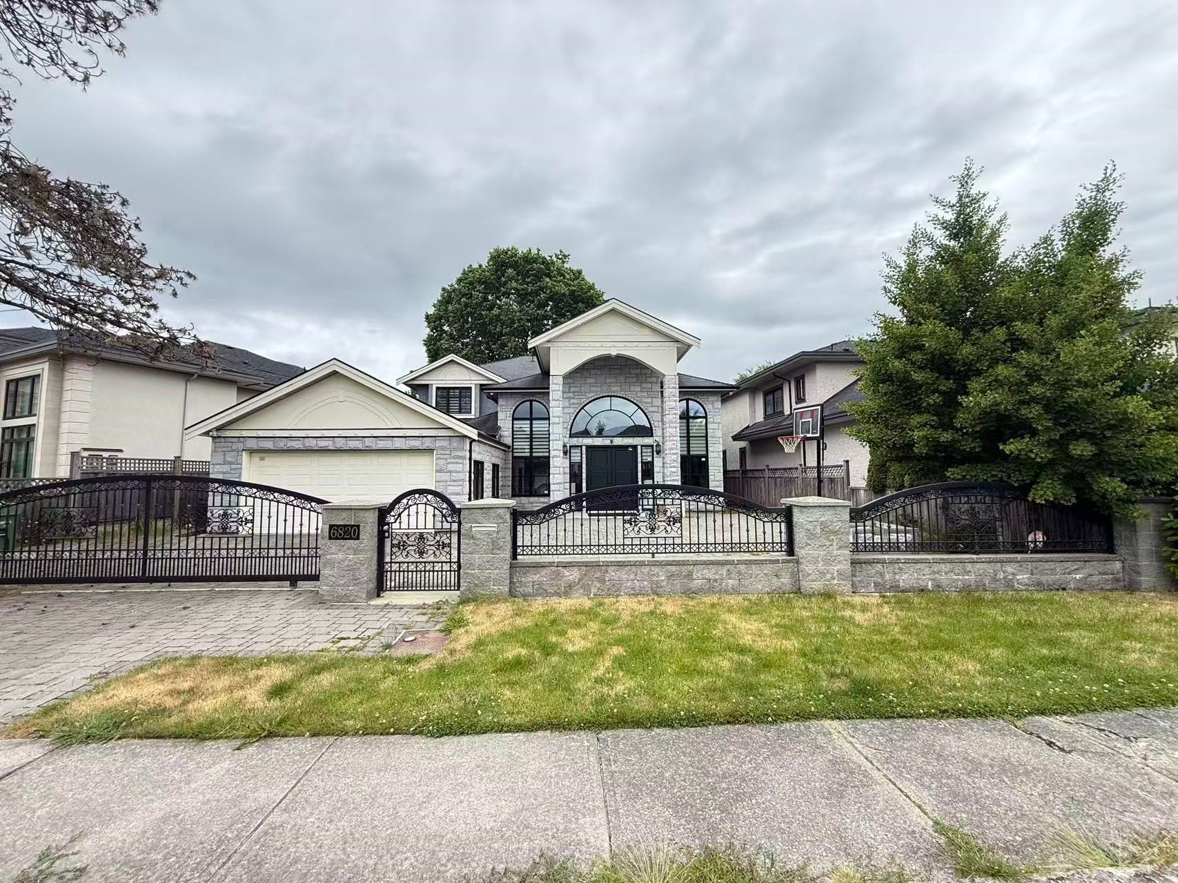 6820 Mayflower Drive, Richmond, BC