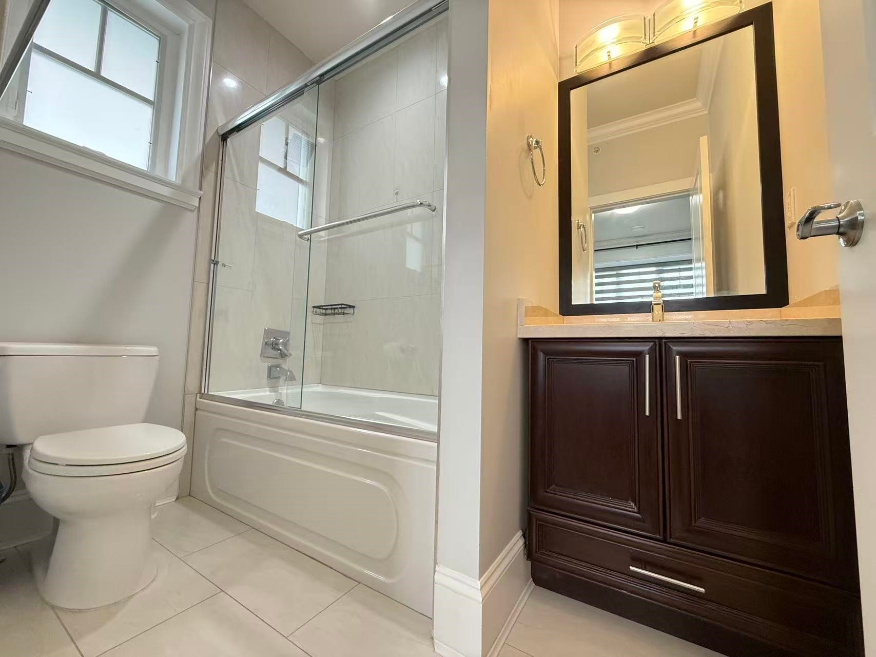 6820 Mayflower Drive, Richmond, BC