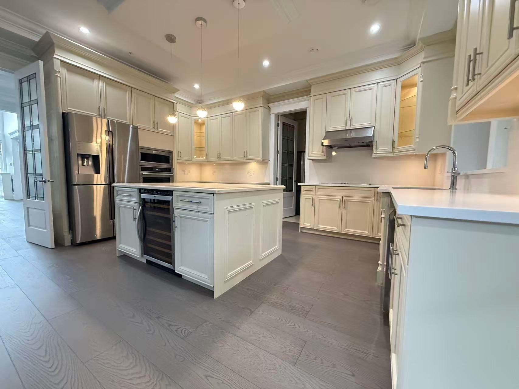 6820 Mayflower Drive, Richmond, BC