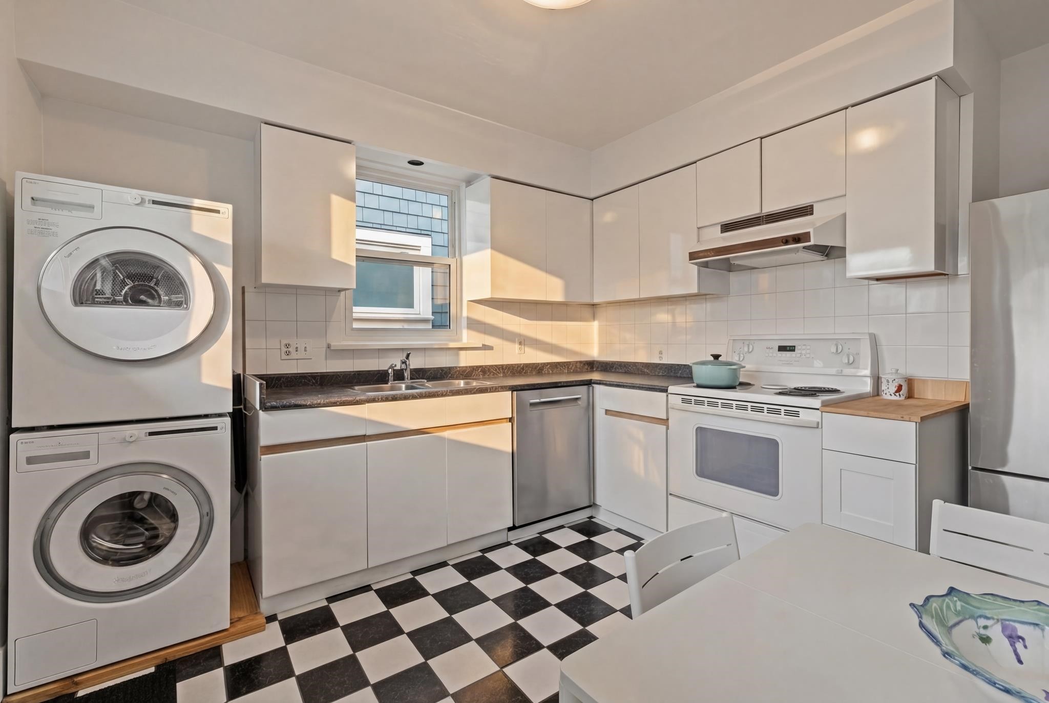 2273 2Nd Avenue E, Vancouver, BC