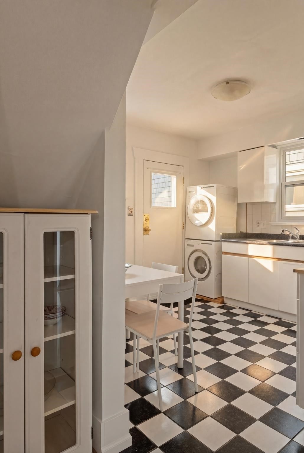 2273 2Nd Avenue E, Vancouver, BC
