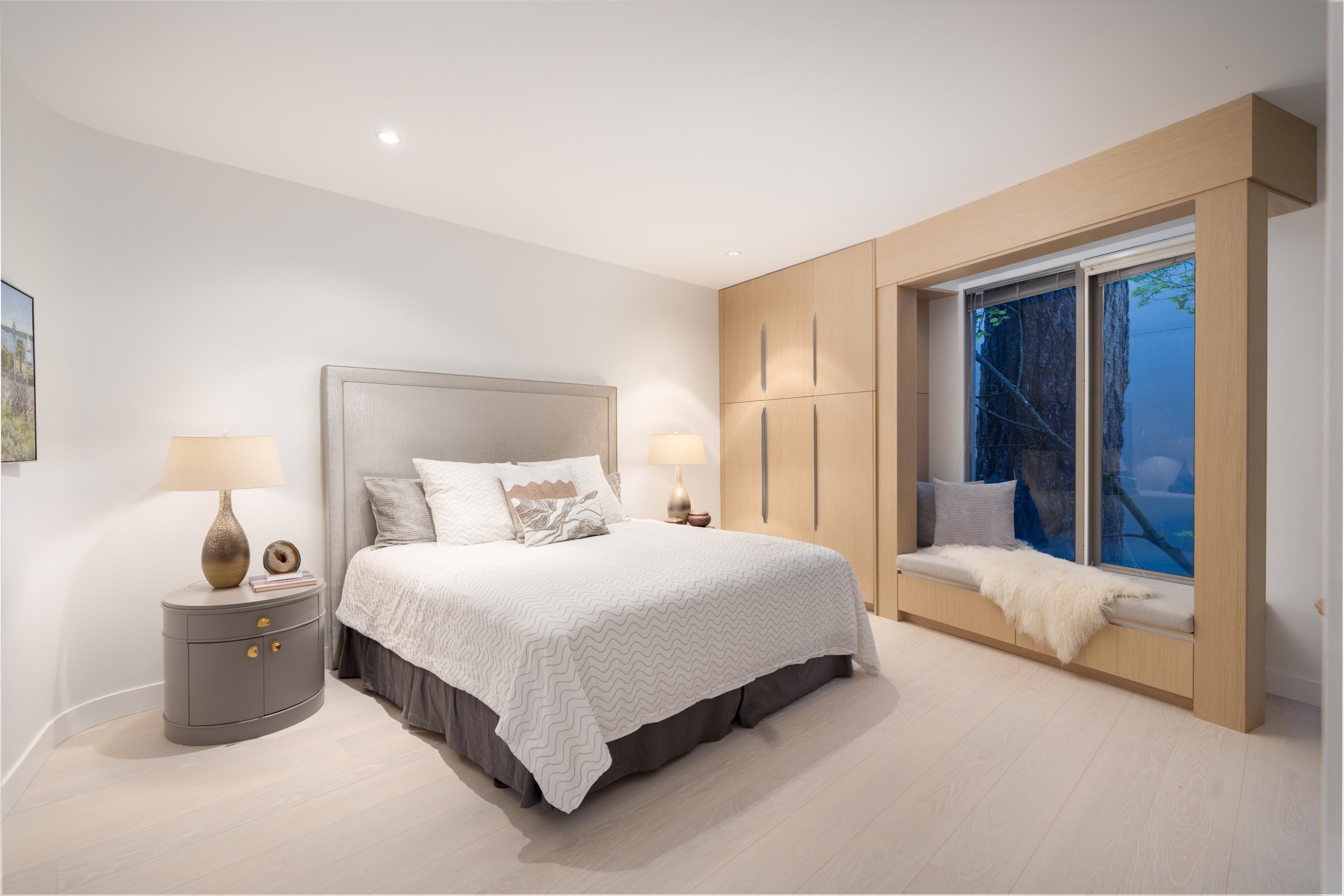 3912 Marine Drive, West Vancouver, BC