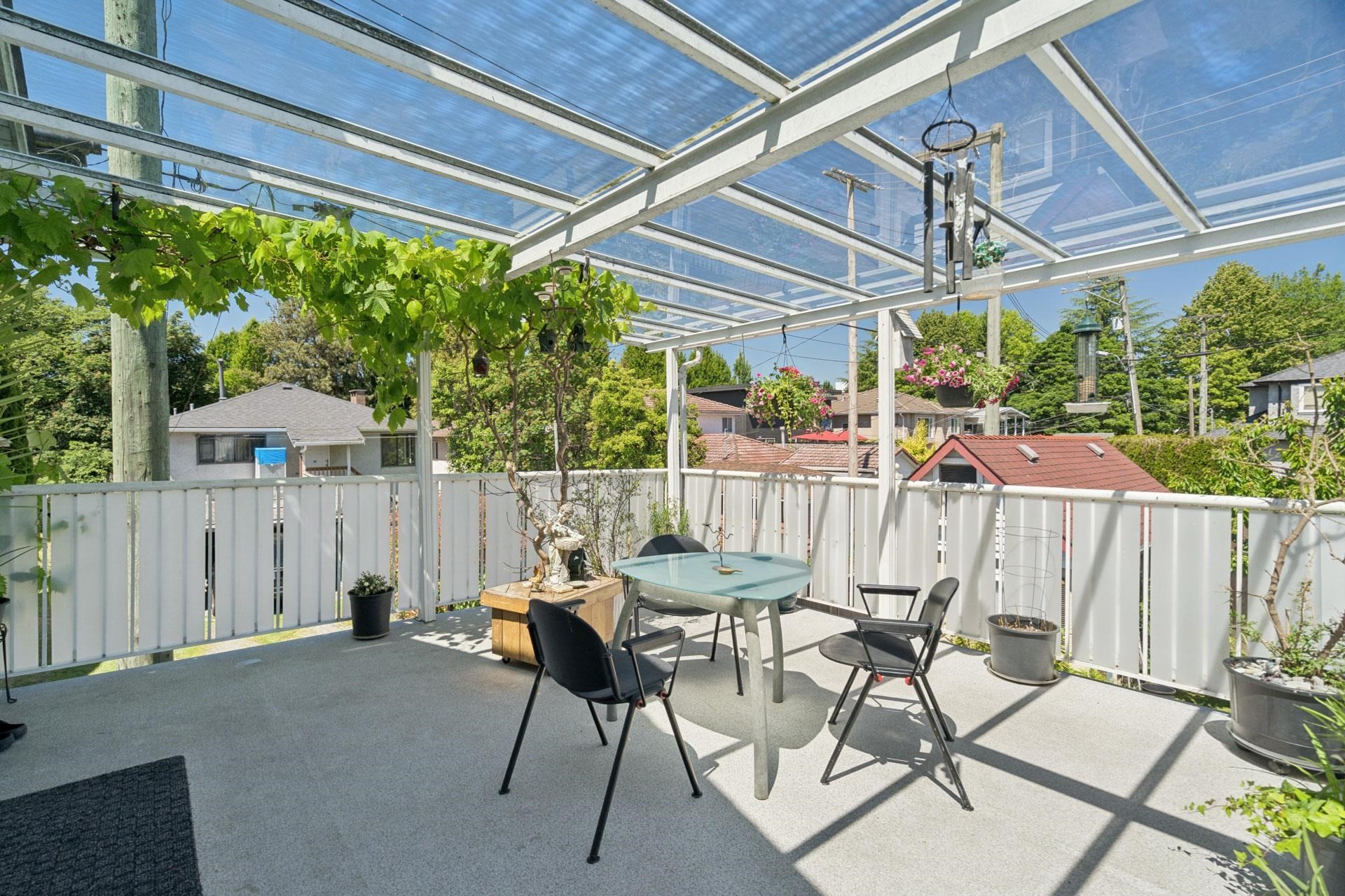 219 38Th Avenue E, Vancouver, BC