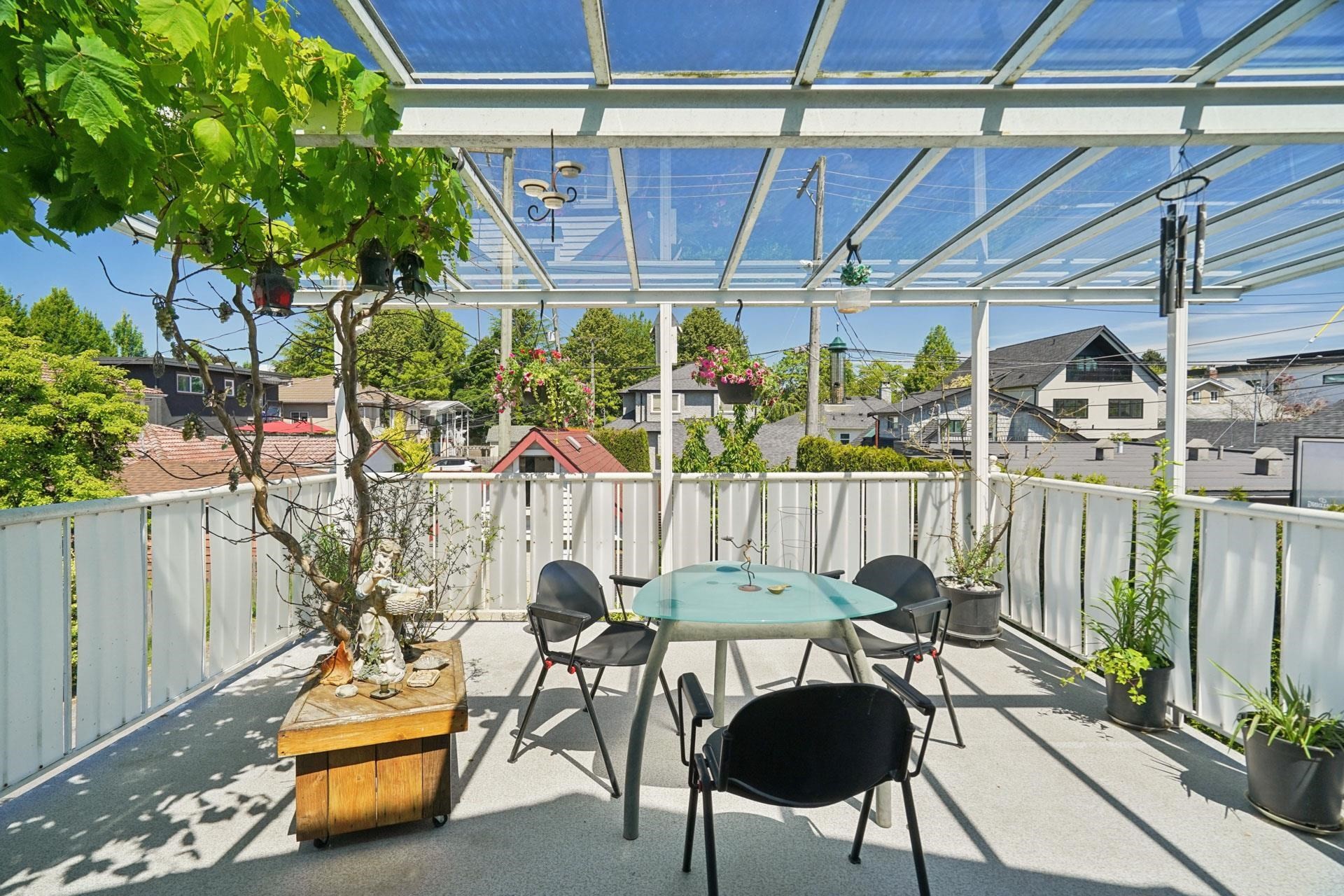 219 38Th Avenue E, Vancouver, BC