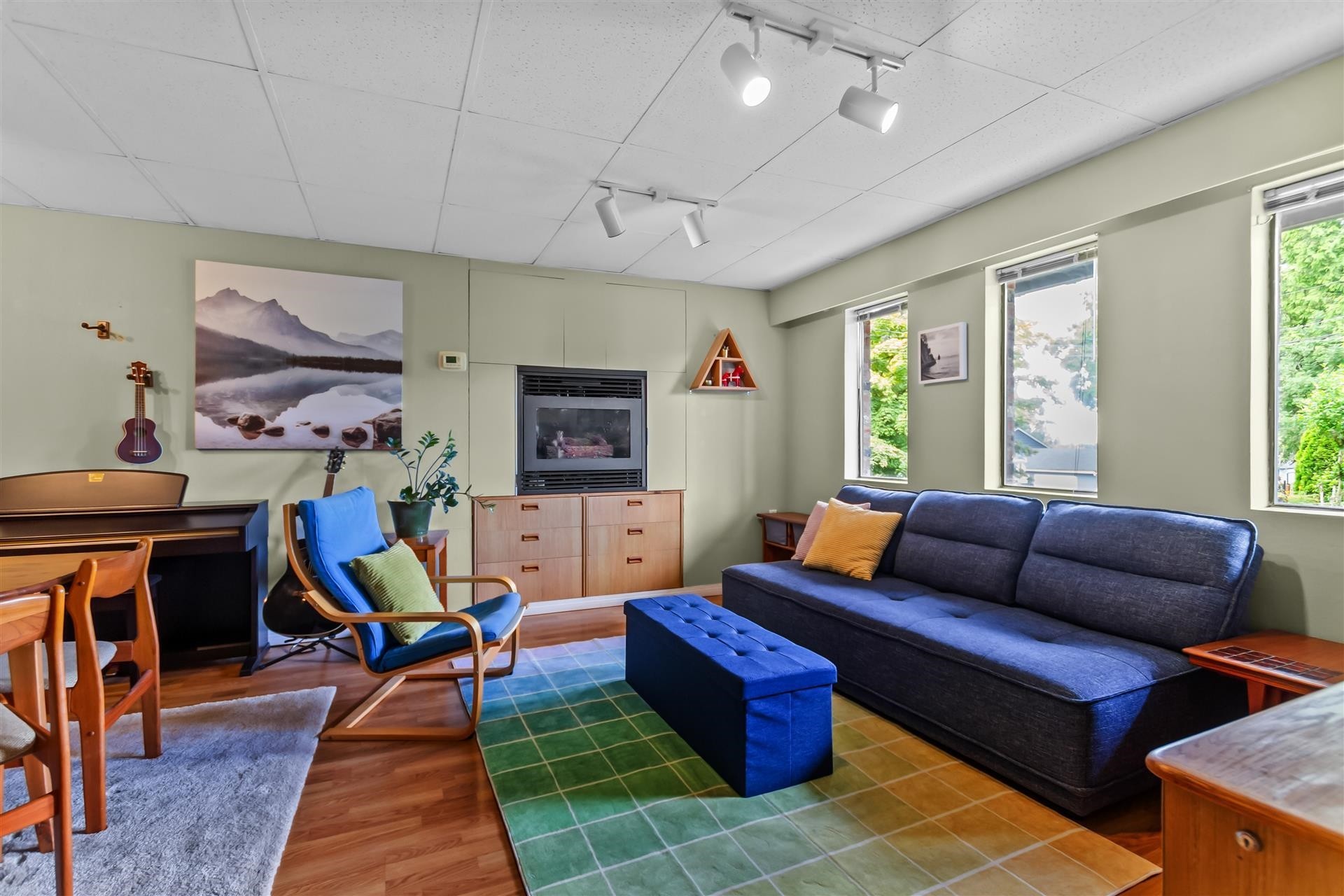 449 Lakeview Street, Coquitlam, BC