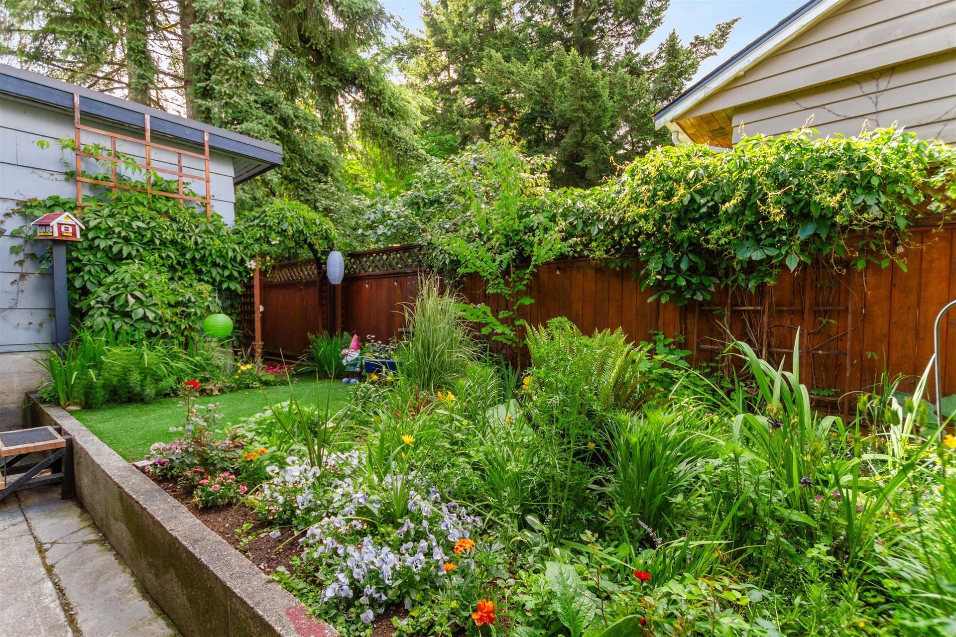 449 Lakeview Street, Coquitlam, BC