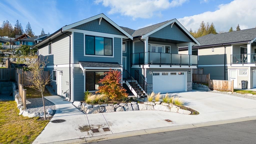 5629 Kingbird Crescent, Sechelt, BC