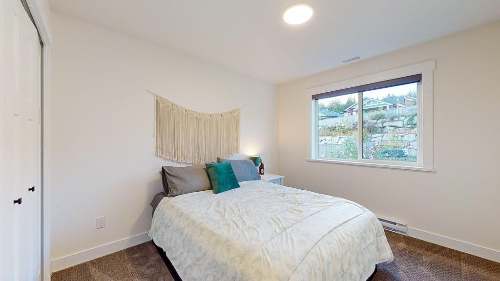 5629 Kingbird Crescent, Sechelt, BC